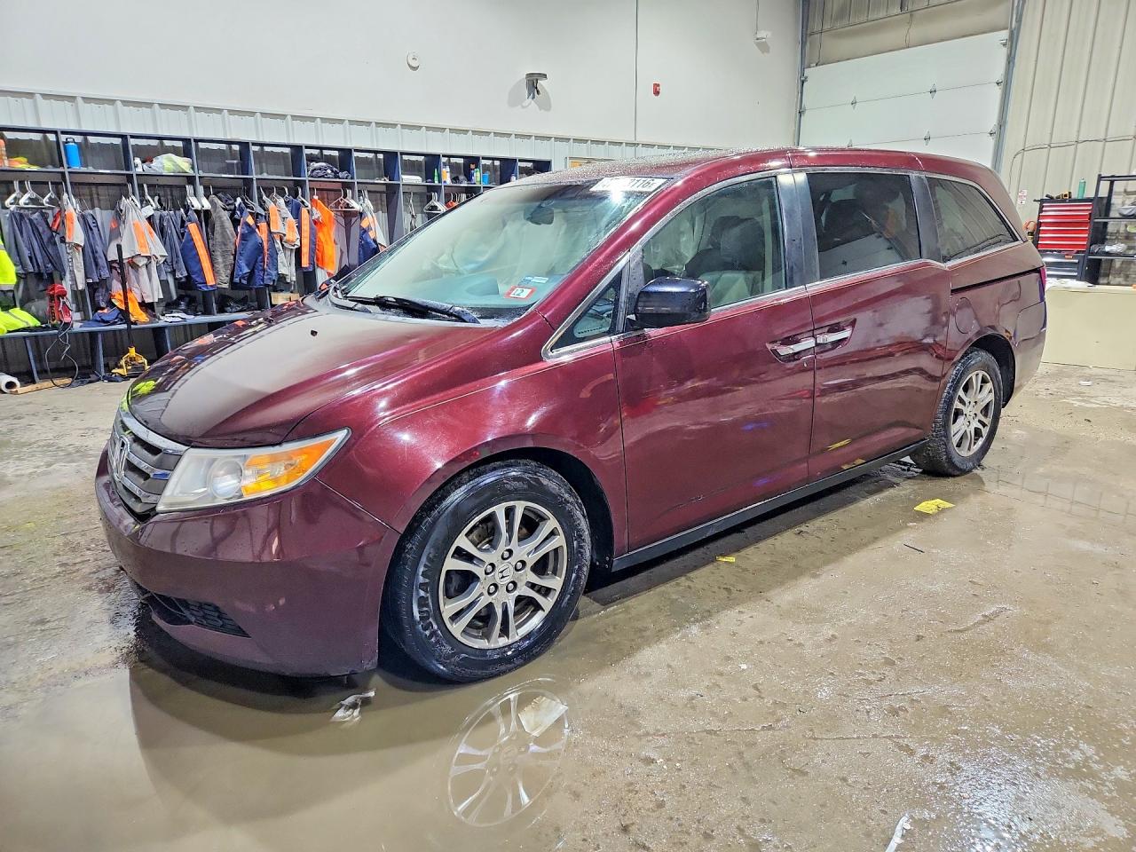 2013 Honda Odyssey Exl Maroon vin: 5FNRL5H67DB050356