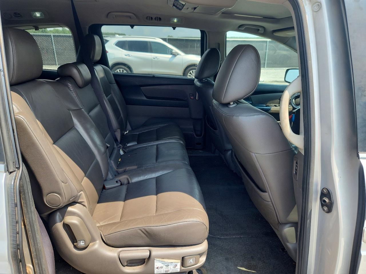 2013 Honda Odyssey Exl Silver vin: 5FNRL5H67DB053547