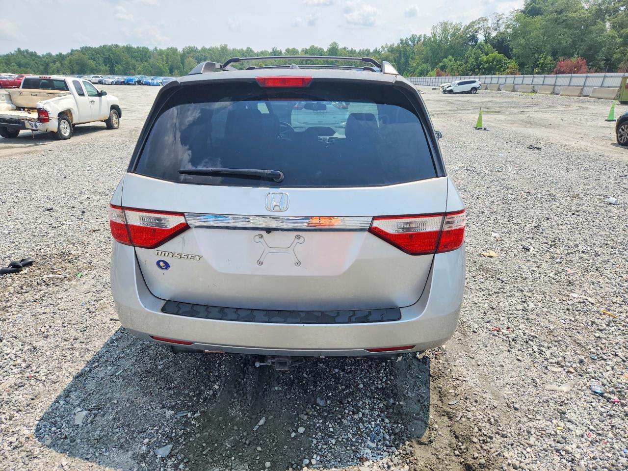 2013 Honda Odyssey Exl Silver vin: 5FNRL5H67DB053547
