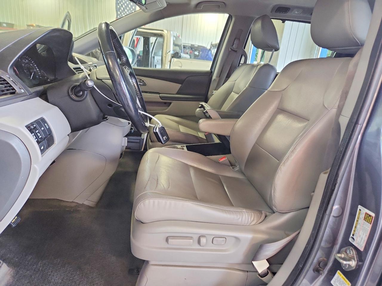 2014 Honda Odyssey Exl Gray vin: 5FNRL5H67EB022686