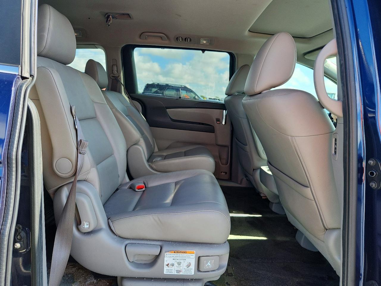 2014 Honda Odyssey Exl Blue vin: 5FNRL5H67EB025040