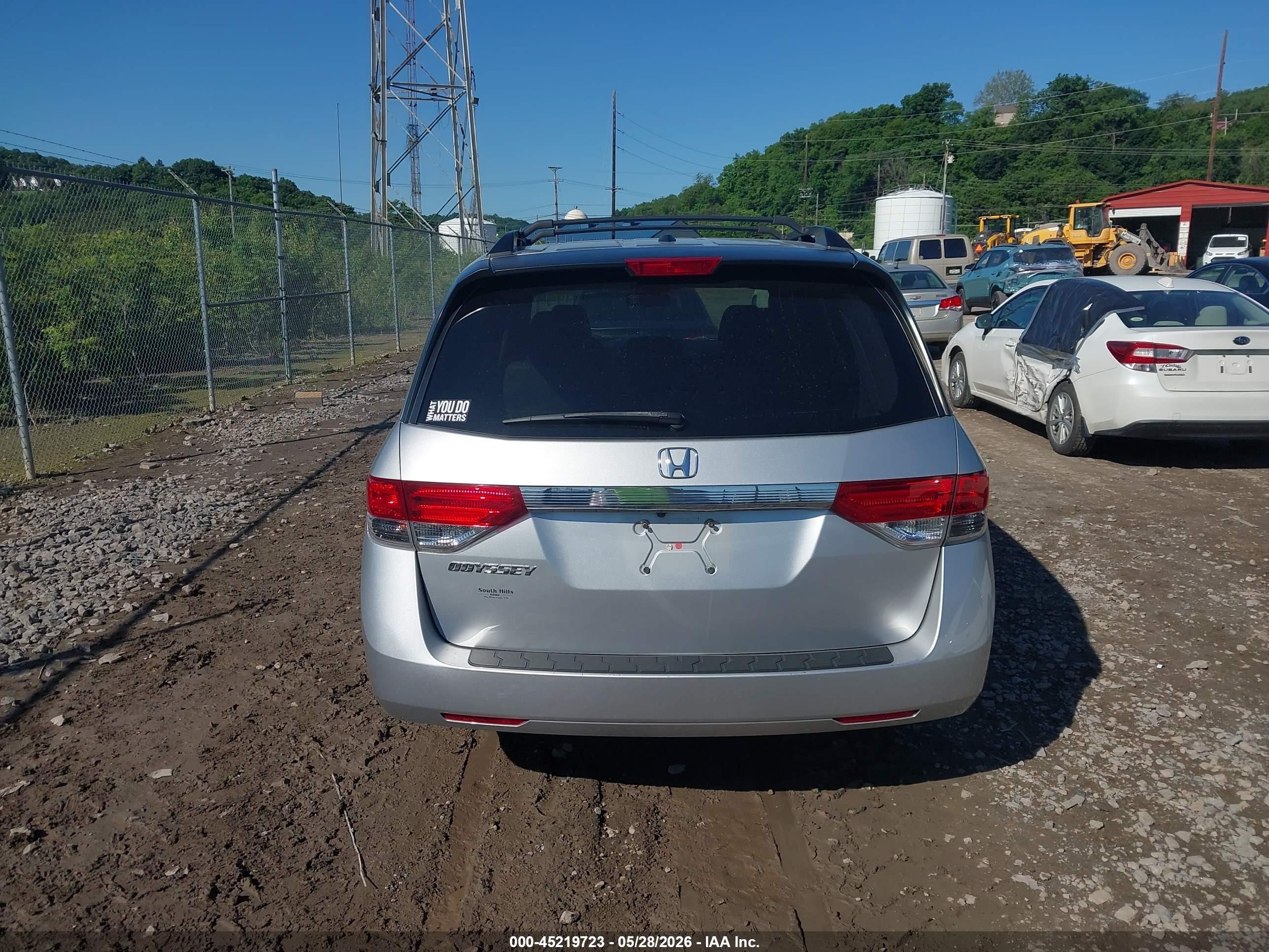 2014 Honda Odyssey Ex-l Silver vin: 5FNRL5H67EB039259