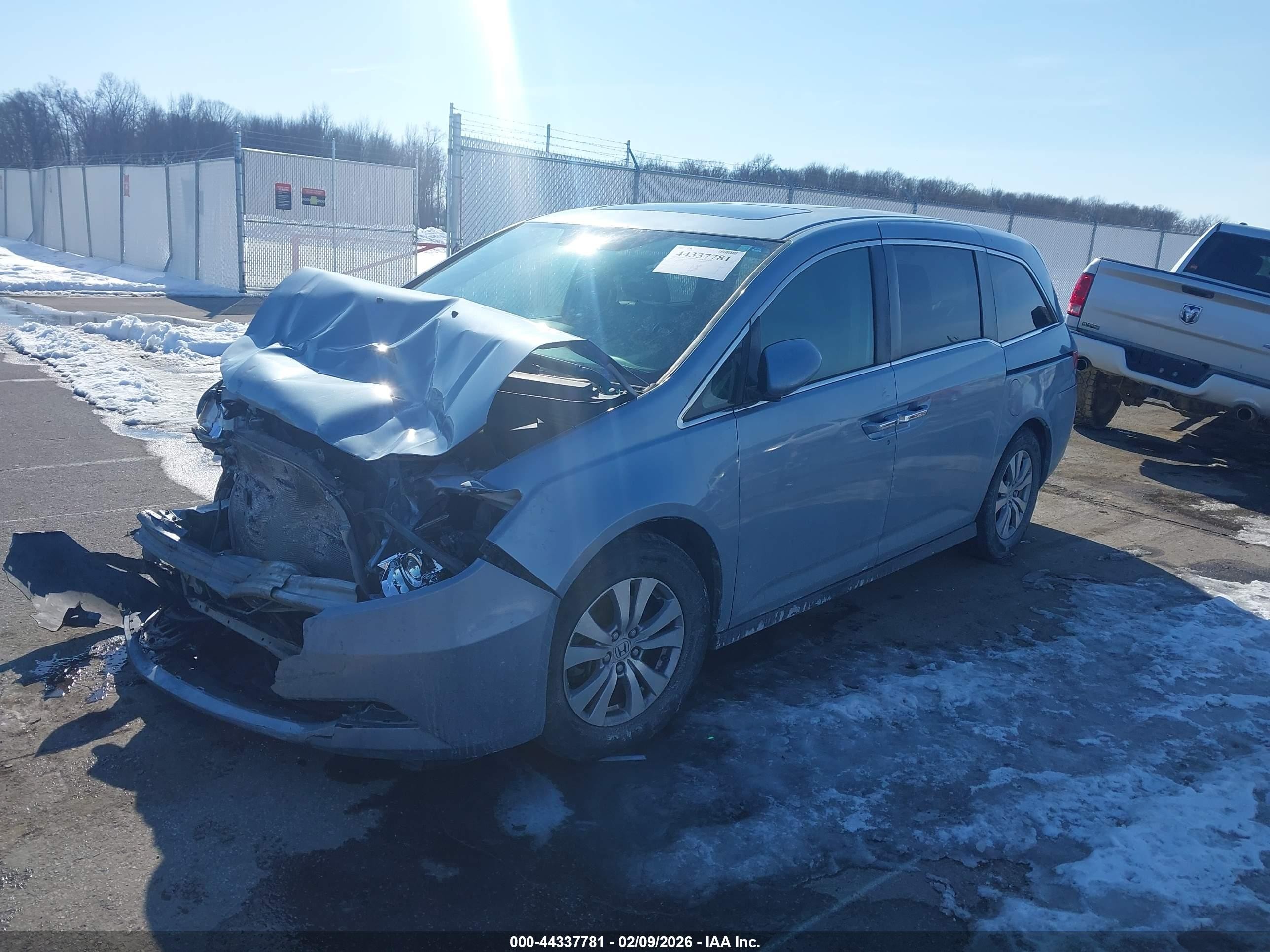 2014 Honda Odyssey Ex-l Blue vin: 5FNRL5H67EB042579
