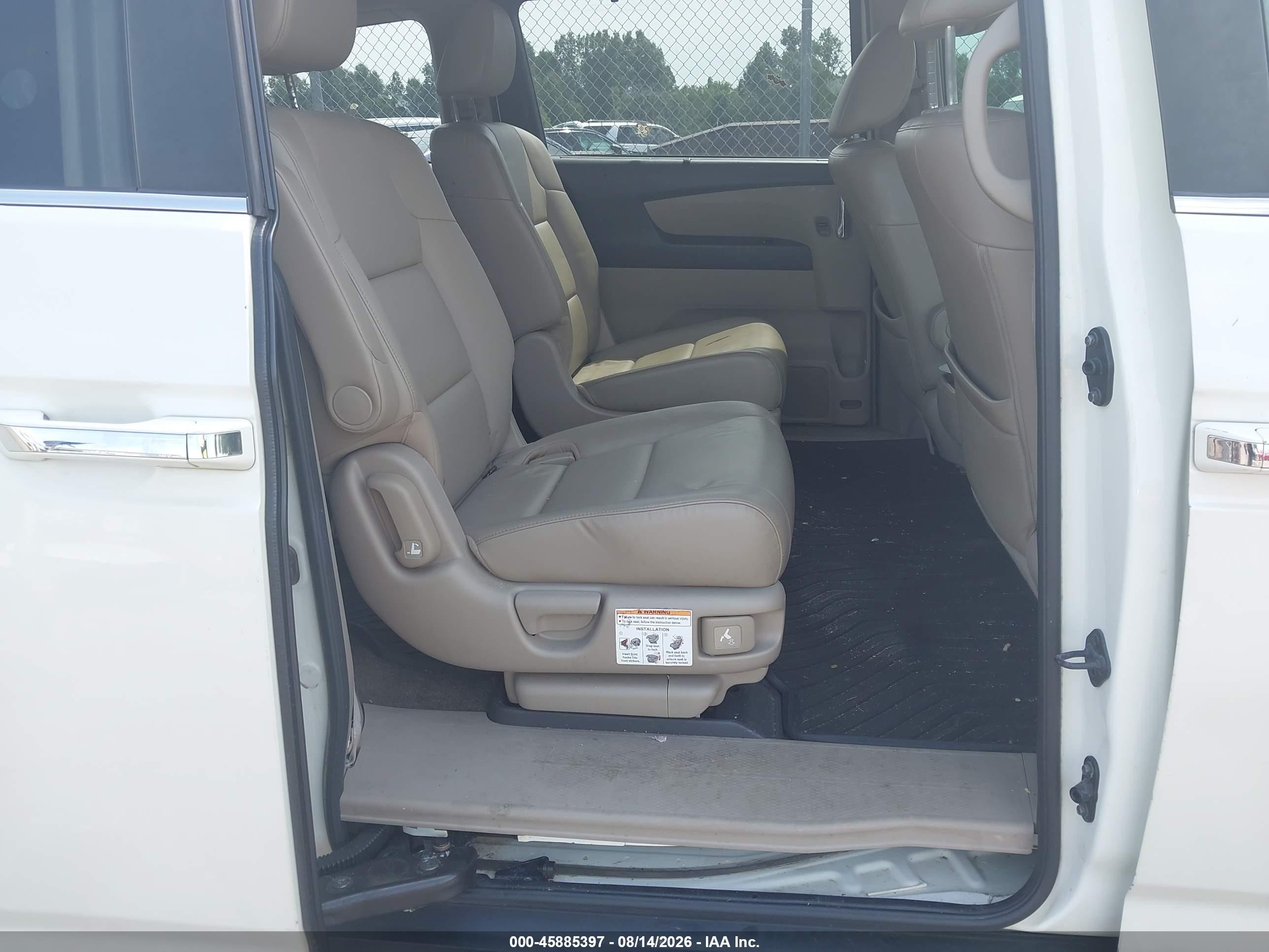 2014 Honda Odyssey Ex-l White vin: 5FNRL5H67EB088932