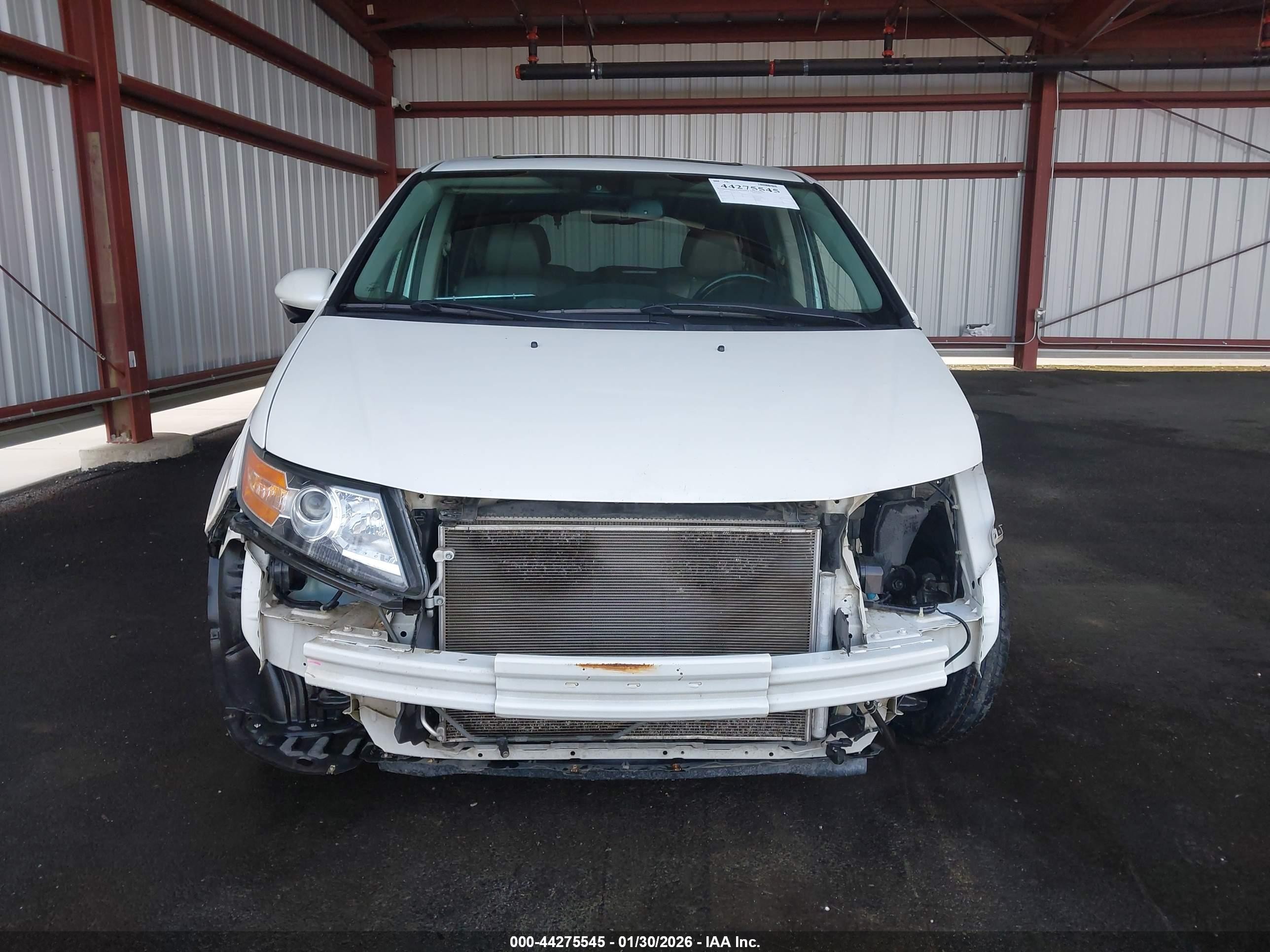 2014 Honda Odyssey Ex-l White vin: 5FNRL5H67EB121671