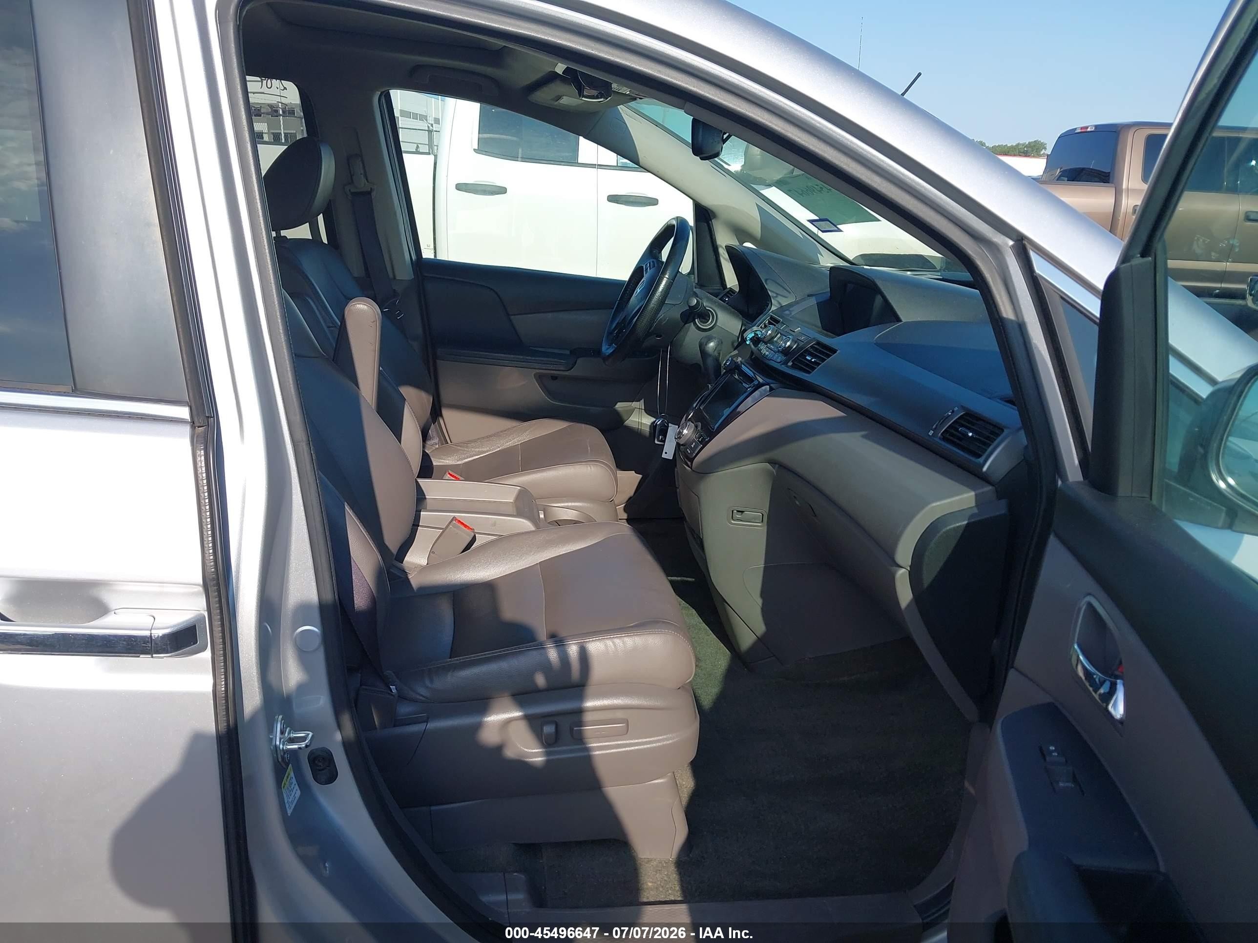 2015 Honda Odyssey Ex-l Silver vin: 5FNRL5H67FB110672
