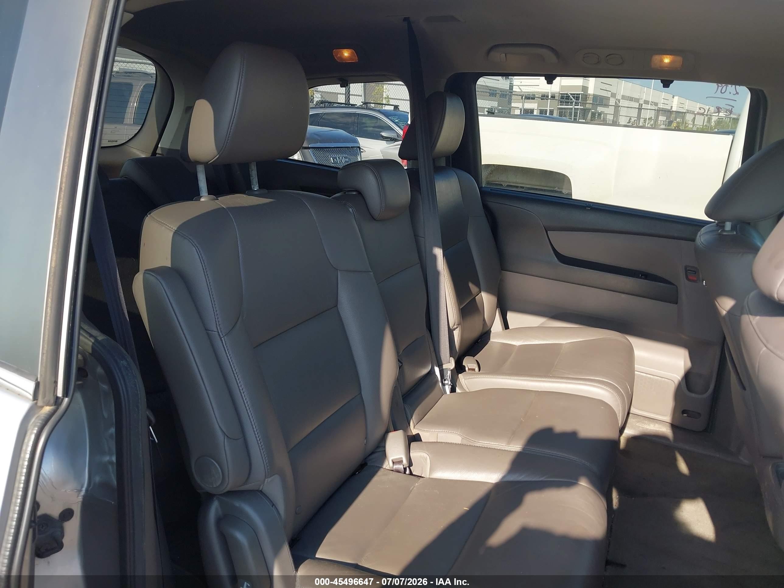 2015 Honda Odyssey Ex-l Silver vin: 5FNRL5H67FB110672