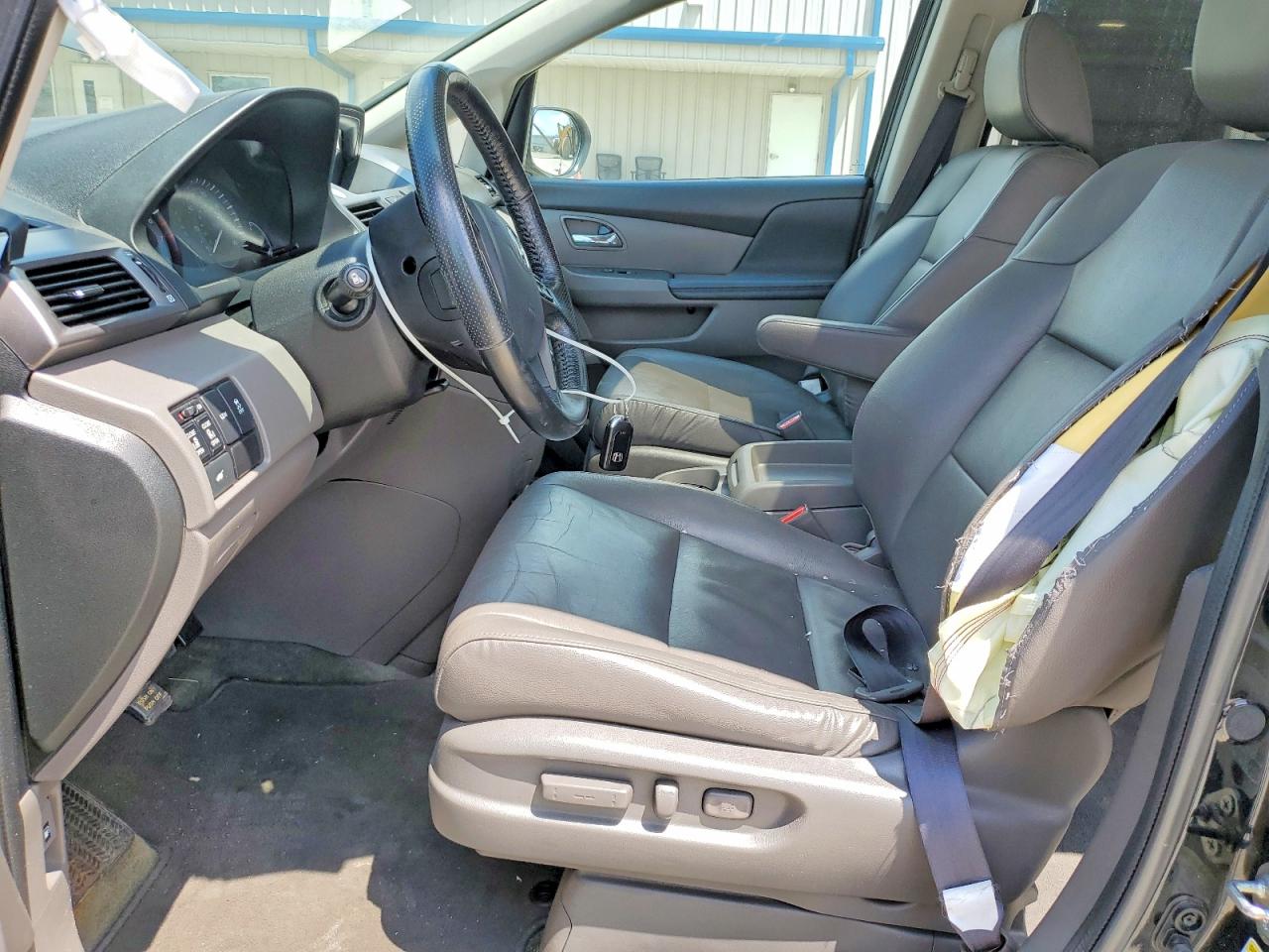 2015 Honda Odyssey Black vin: 5FNRL5H67FB114687