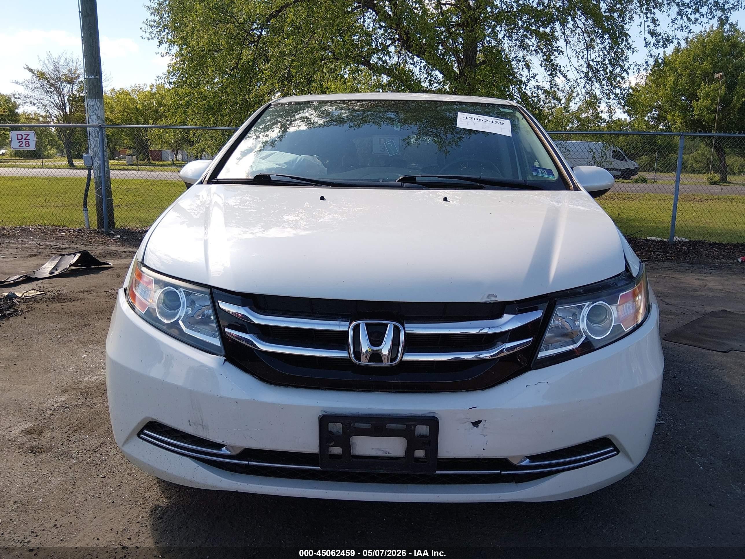 2015 Honda Odyssey Ex-l White vin: 5FNRL5H67FB124488