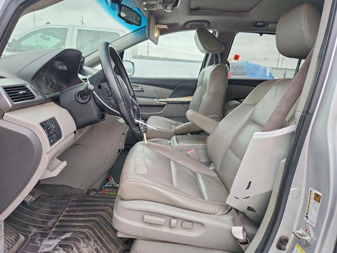2011 Honda Odyssey Exl Silver vin: 5FNRL5H68BB001812