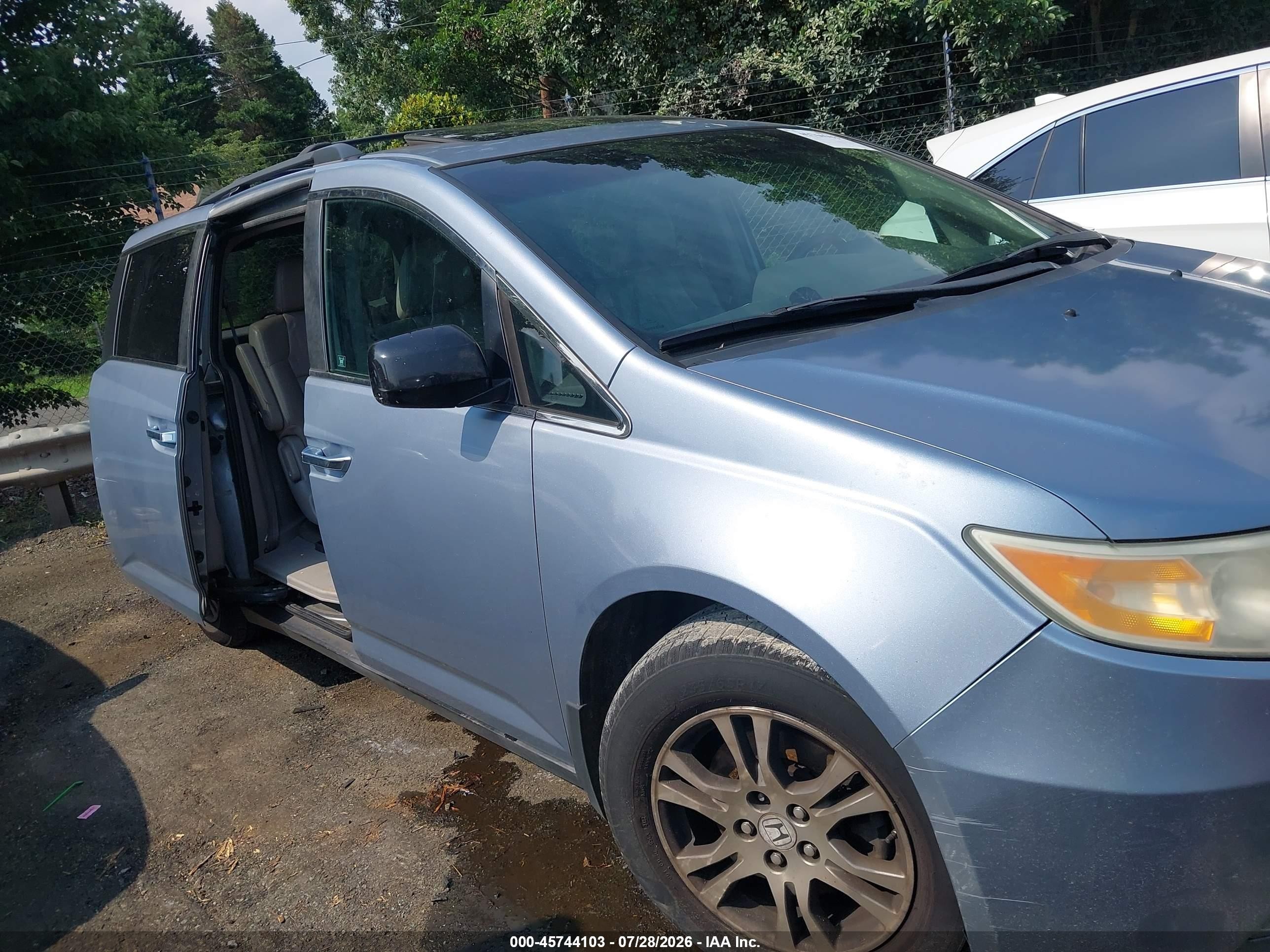 2011 Honda Odyssey Ex-l Blue vin: 5FNRL5H68BB019131