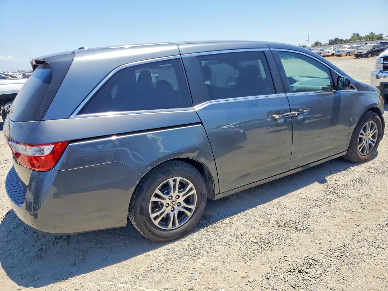 2011 Honda Odyssey Exl Silver vin: 5FNRL5H68BB027357