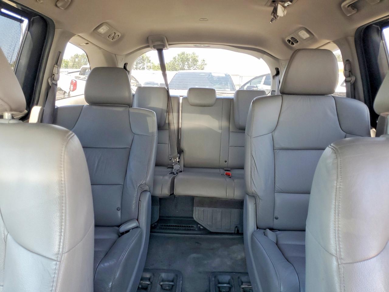 2011 Honda Odyssey Exl Silver vin: 5FNRL5H68BB027357