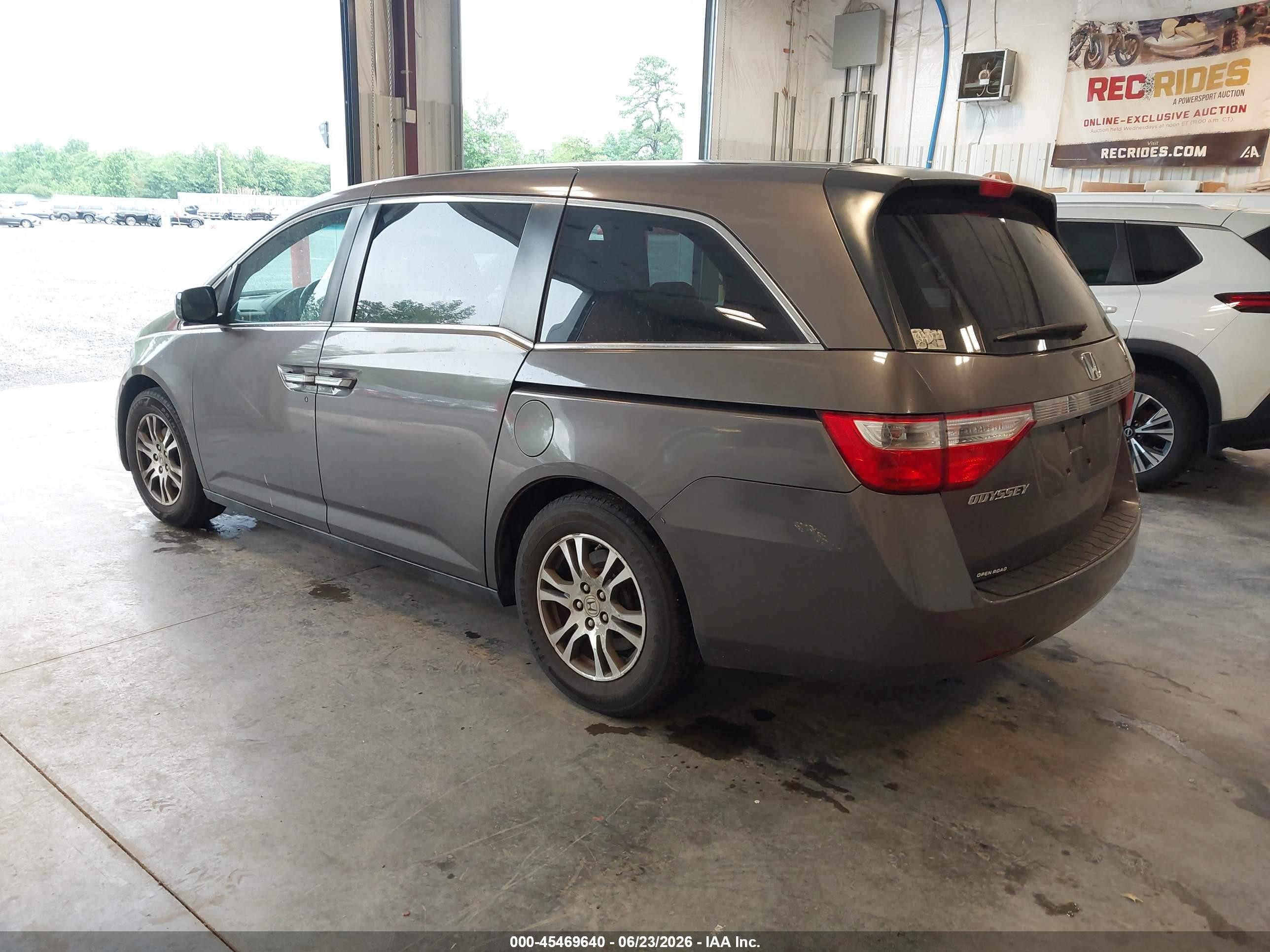 2011 Honda Odyssey Ex-l Gray vin: 5FNRL5H68BB039749