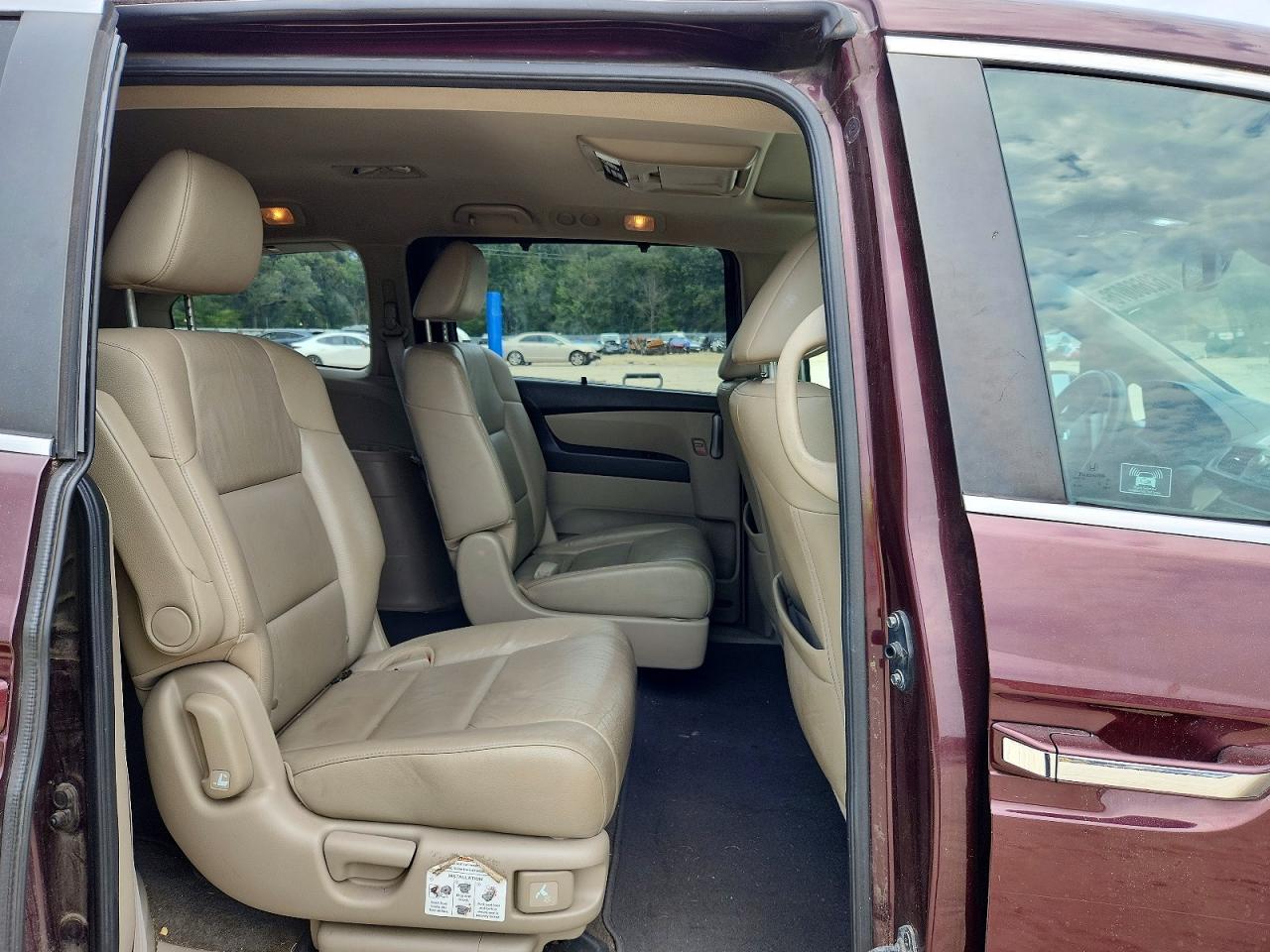 2011 Honda Odyssey Exl Burgundy vin: 5FNRL5H68BB041274