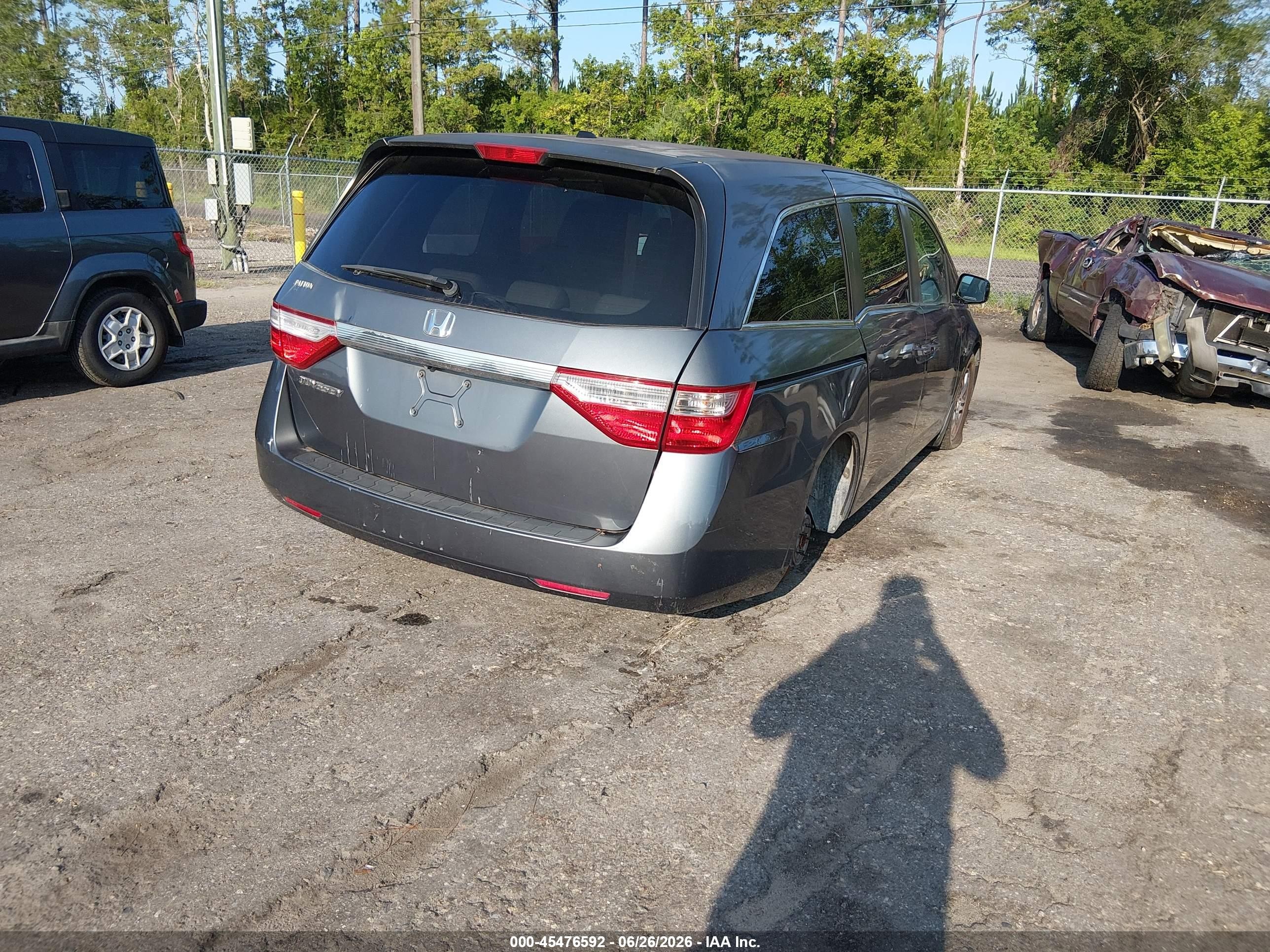 2011 Honda Odyssey Ex-l Gray vin: 5FNRL5H68BB043493