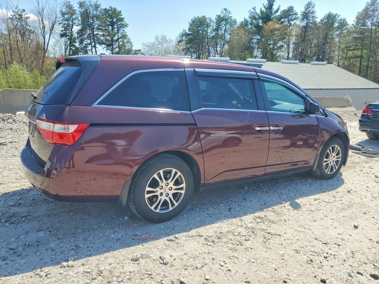 2011 Honda Odyssey Exl Burgundy vin: 5FNRL5H68BB061184