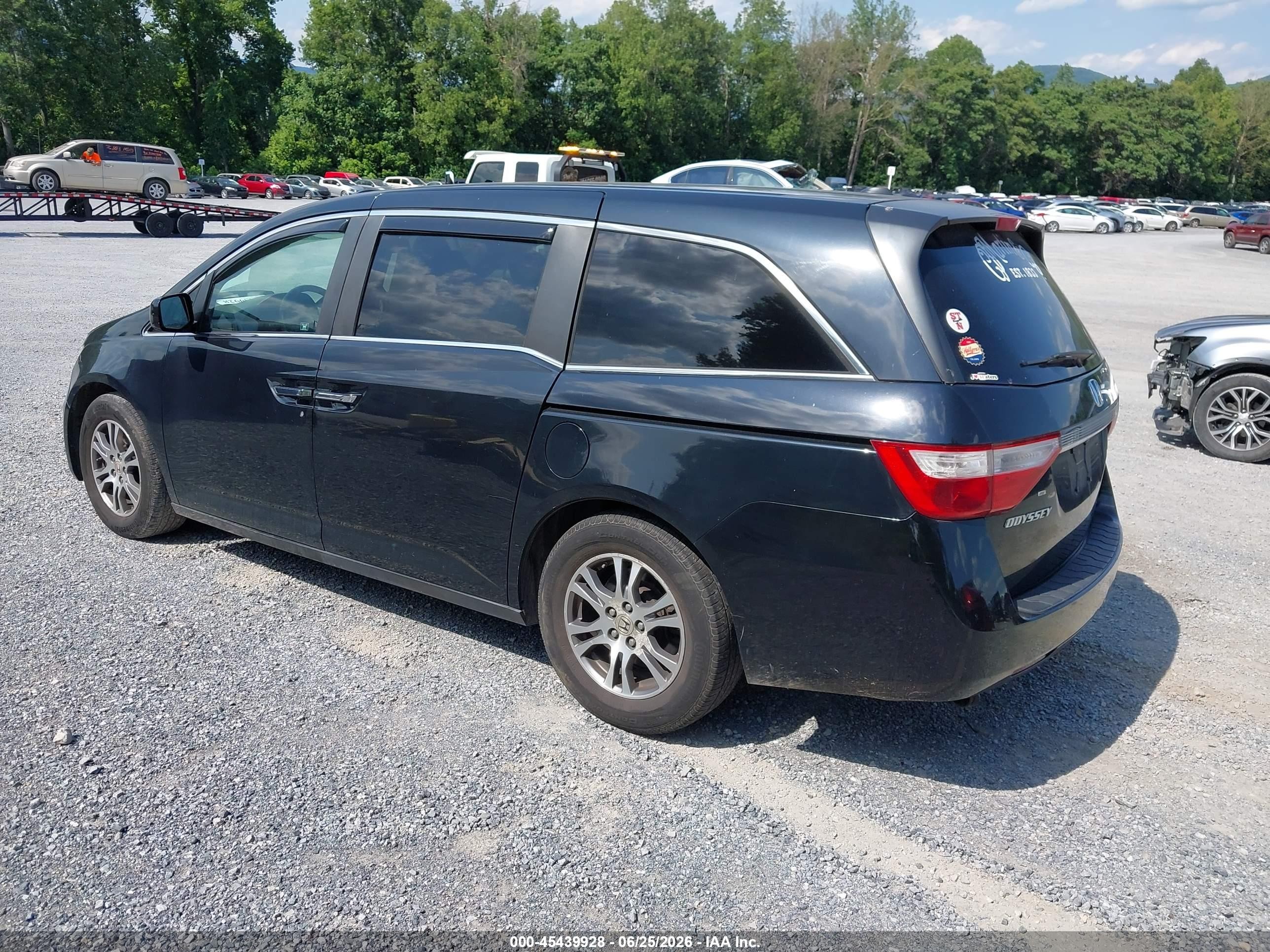 2011 Honda Odyssey Ex-l Черный vin: 5FNRL5H68BB098008
