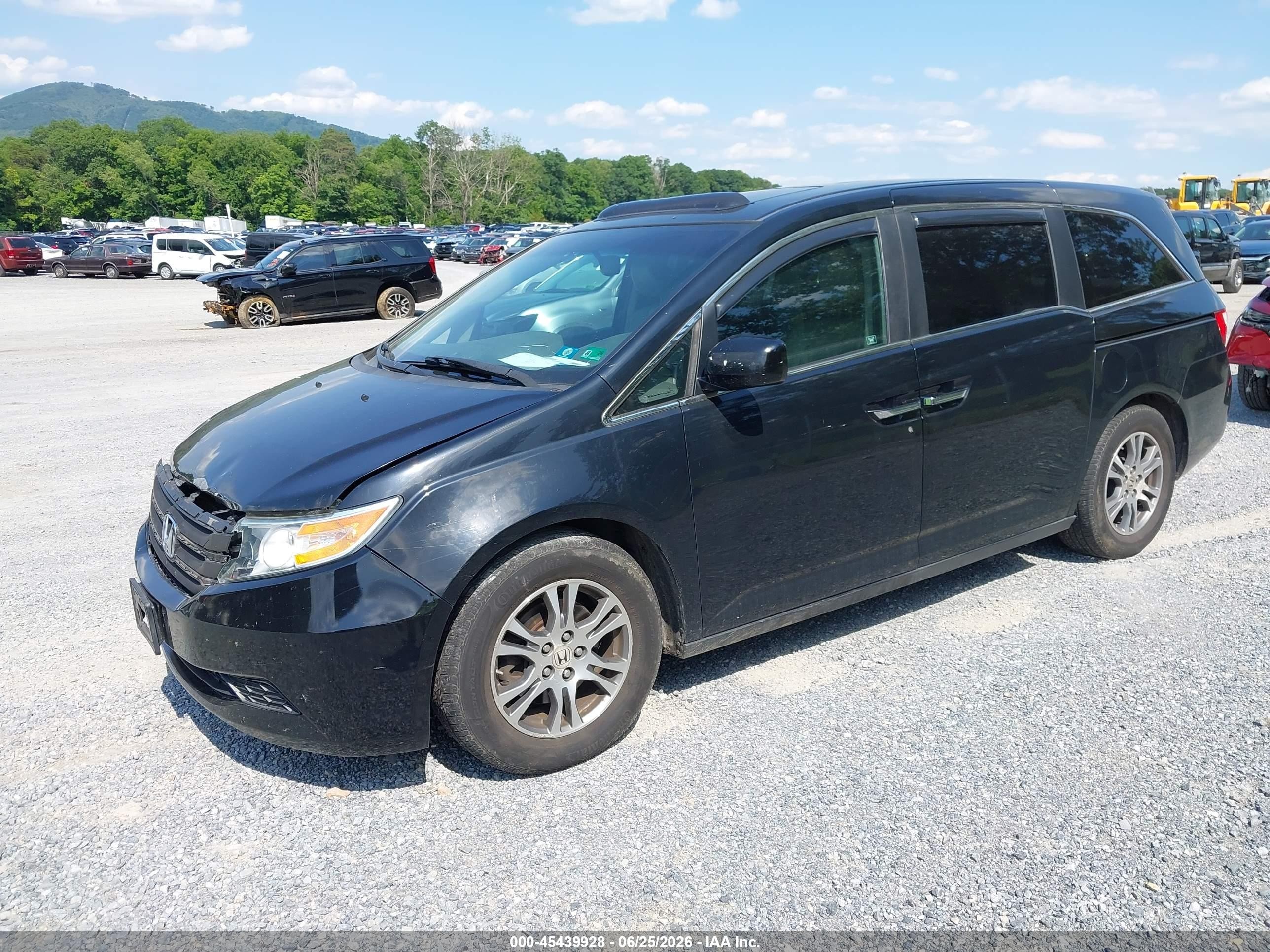 2011 Honda Odyssey Ex-l Черный vin: 5FNRL5H68BB098008