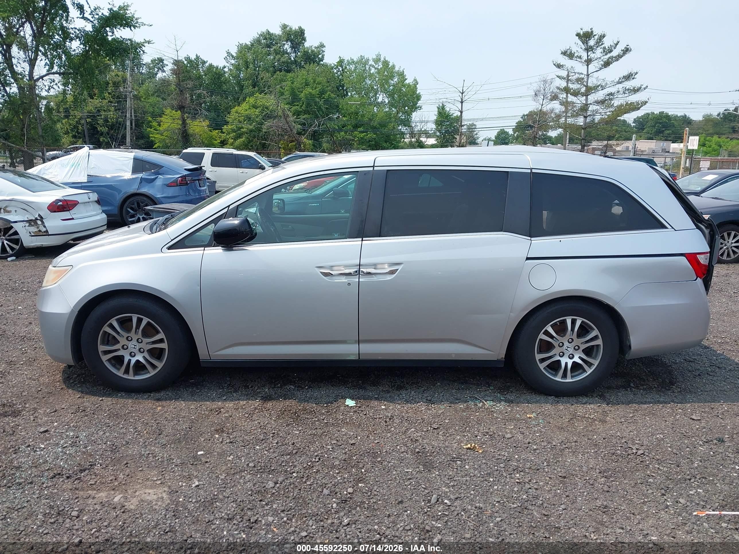 2012 Honda Odyssey Ex-l Silver vin: 5FNRL5H68CB015713