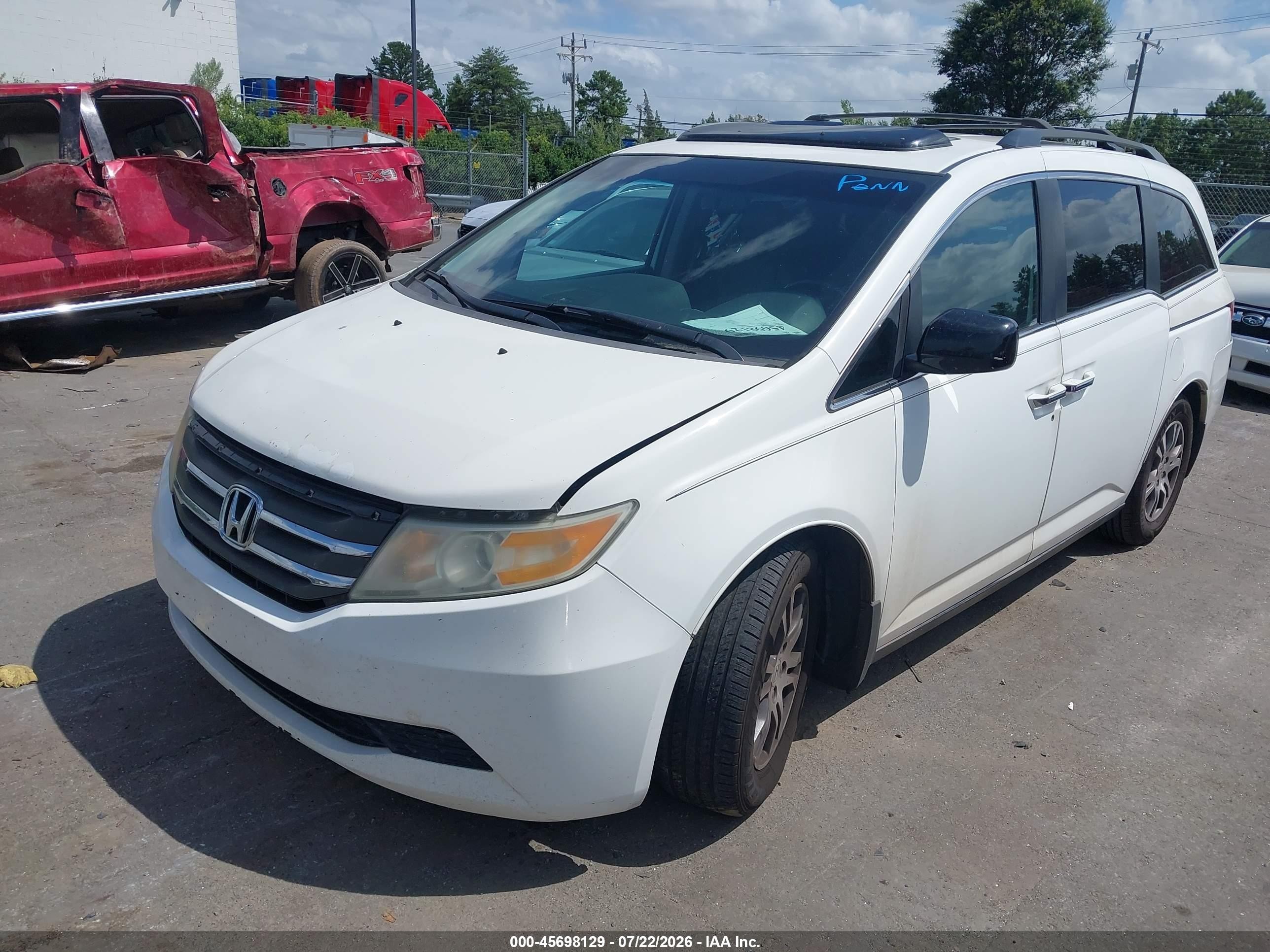 2012 Honda Odyssey Ex-l White vin: 5FNRL5H68CB030325