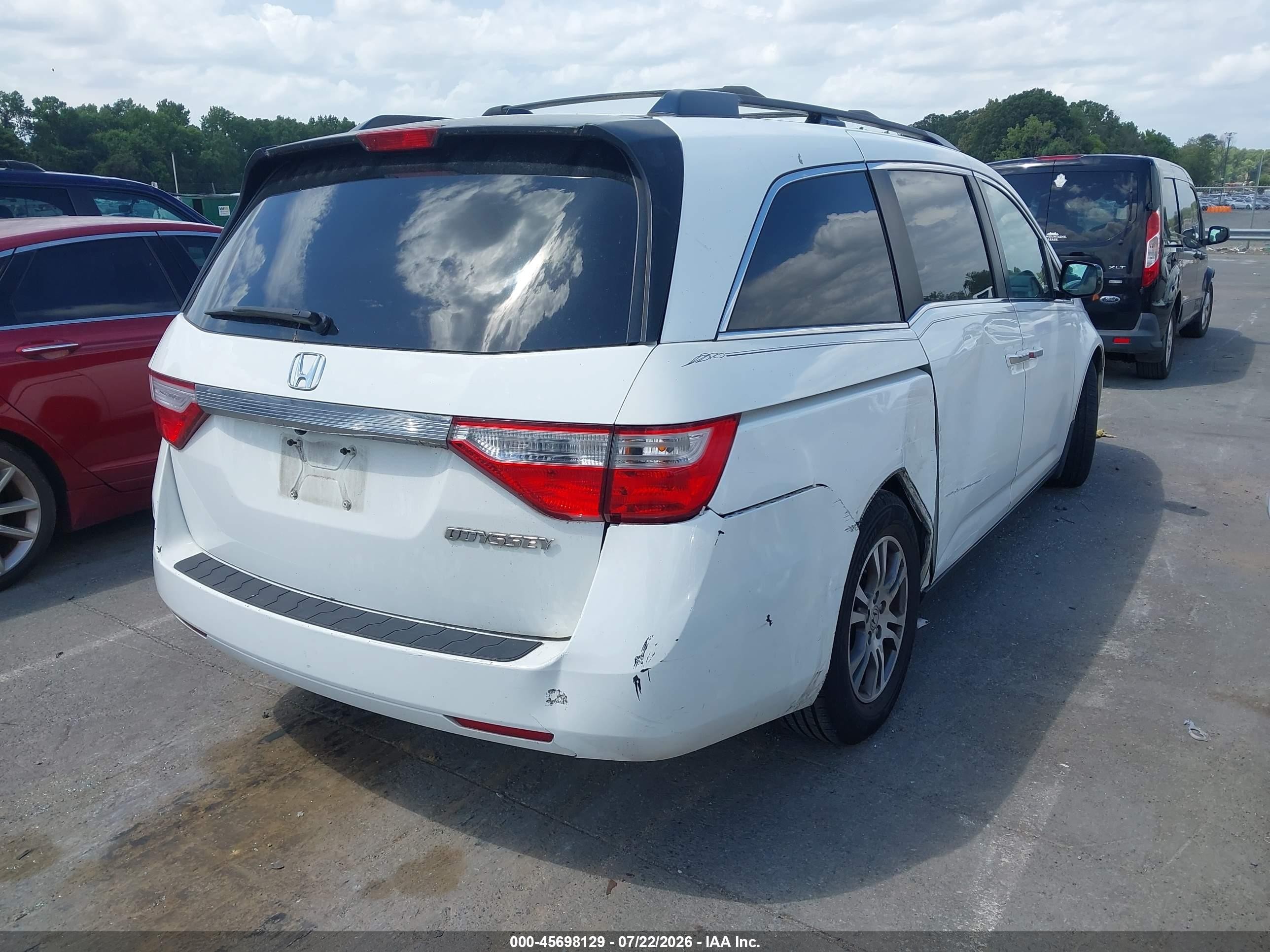 2012 Honda Odyssey Ex-l White vin: 5FNRL5H68CB030325