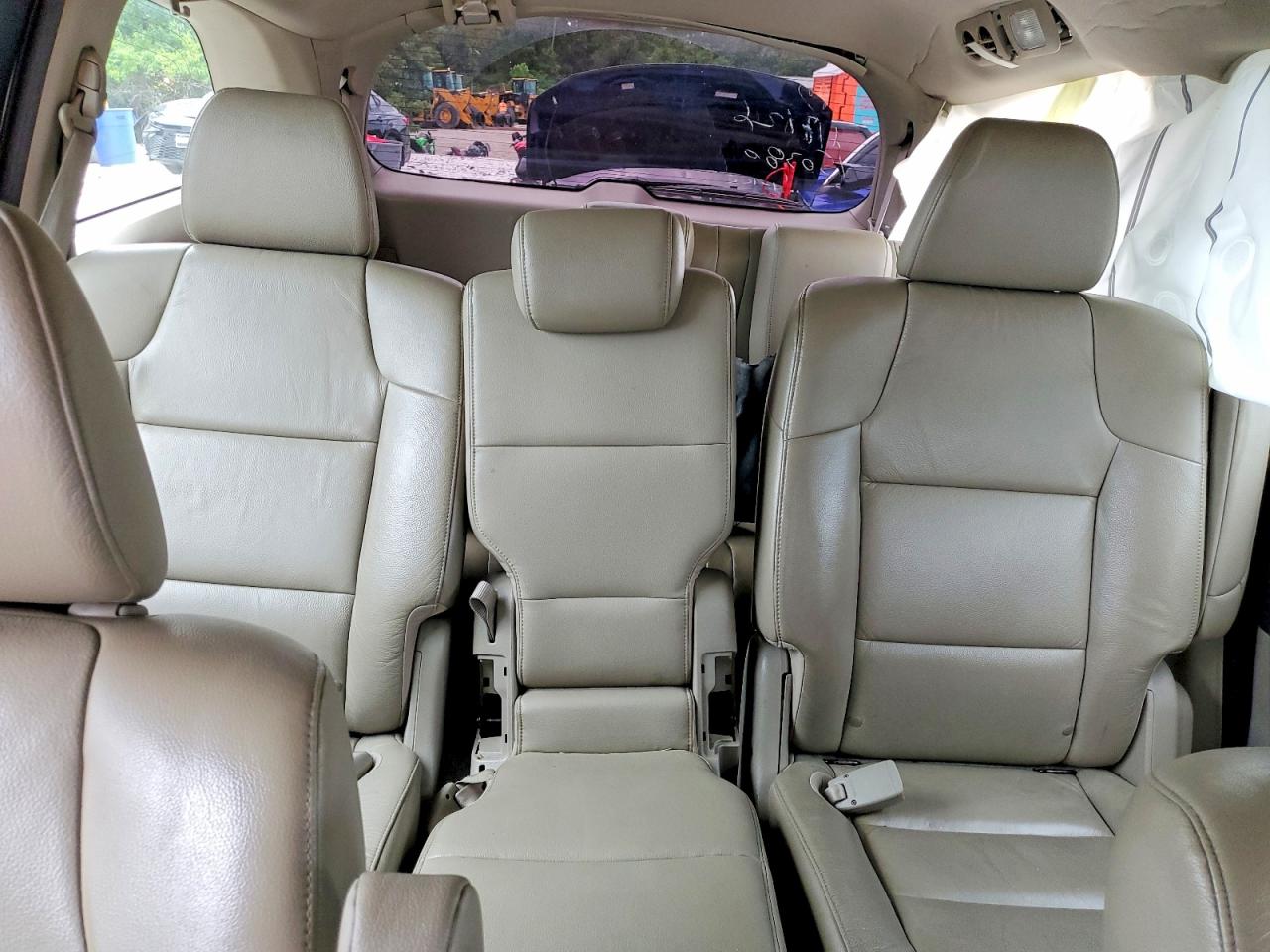 2012 Honda Odyssey Exl White vin: 5FNRL5H68CB032267