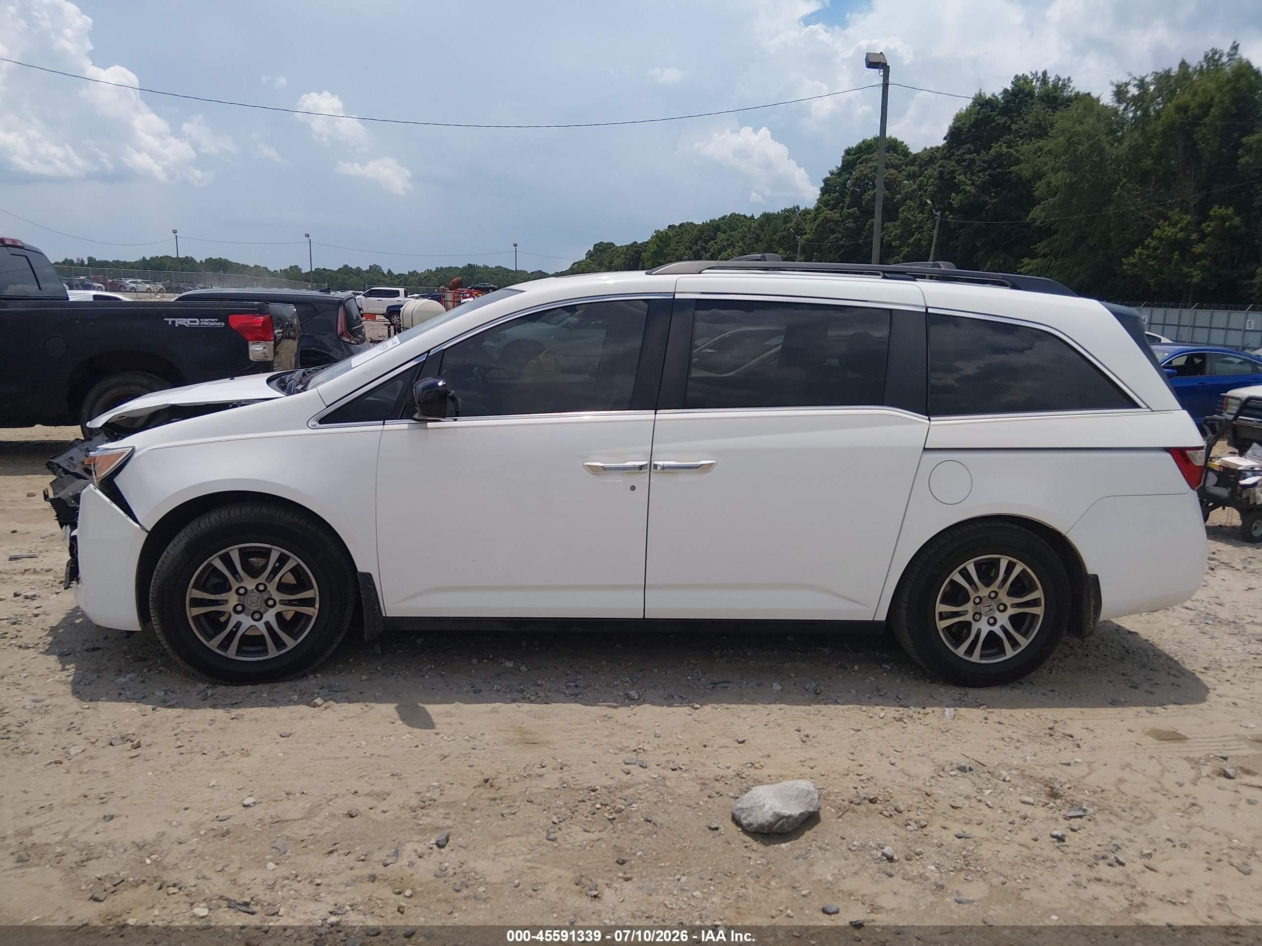 2012 Honda Odyssey Ex-l White vin: 5FNRL5H68CB063664