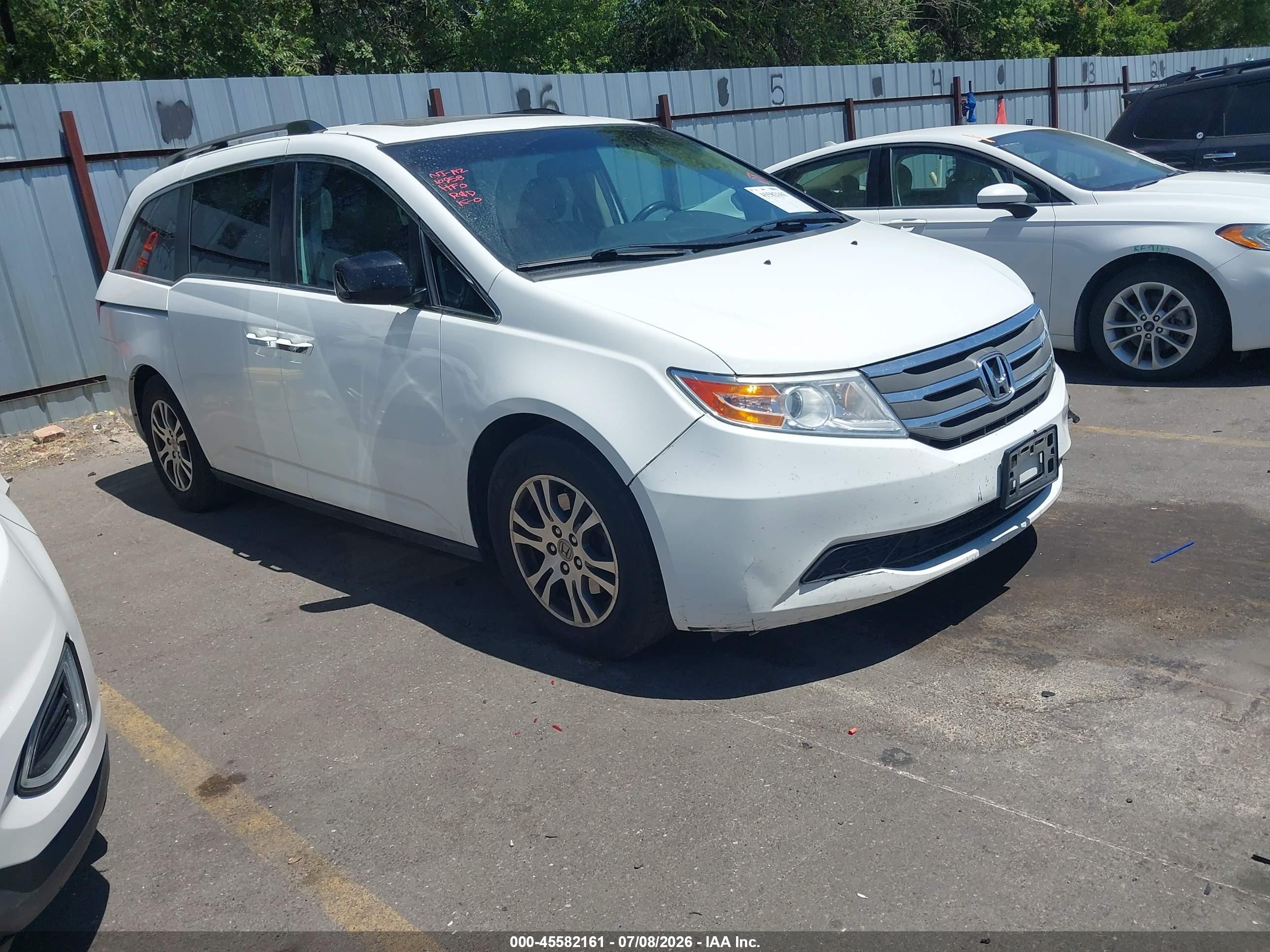 2012 Honda Odyssey Ex-l White vin: 5FNRL5H68CB072879
