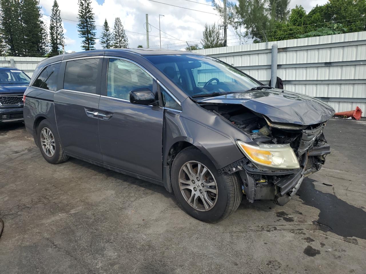 2012 Honda Odyssey Exl Gray vin: 5FNRL5H68CB131722