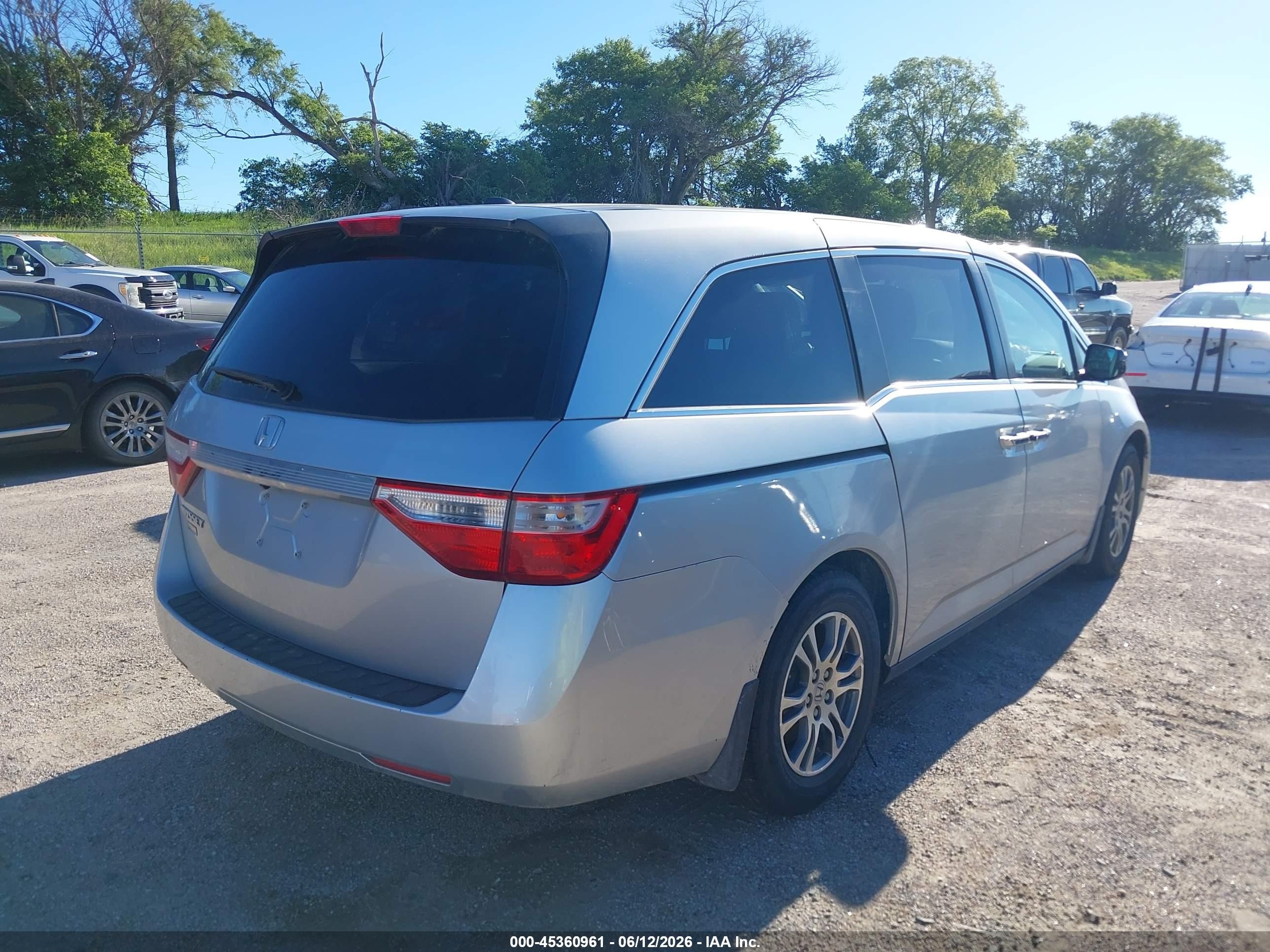 2013 Honda Odyssey Ex-l Silver vin: 5FNRL5H68DB018726