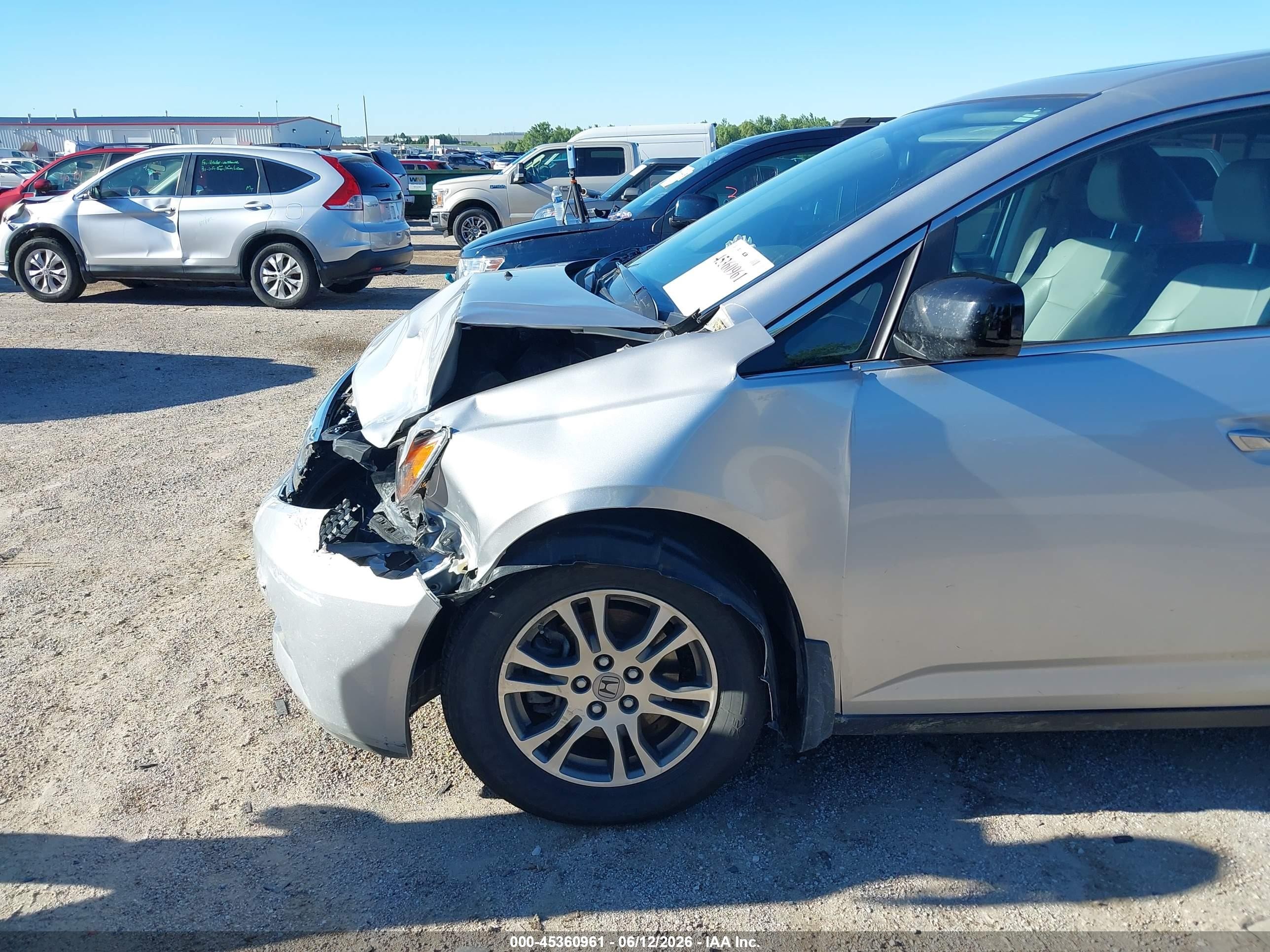 2013 Honda Odyssey Ex-l Silver vin: 5FNRL5H68DB018726