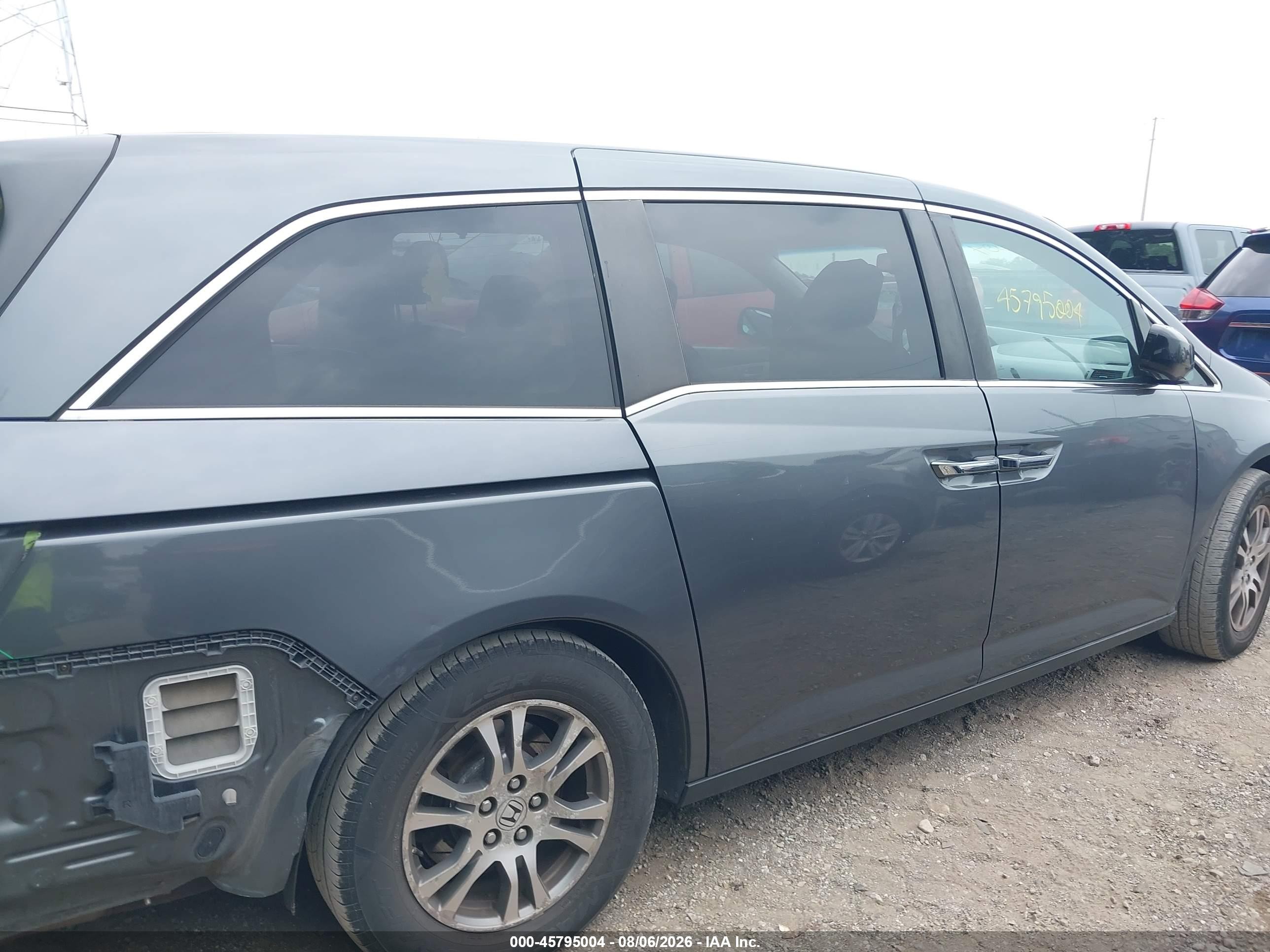 2013 Honda Odyssey Ex-l Серый vin: 5FNRL5H68DB025935