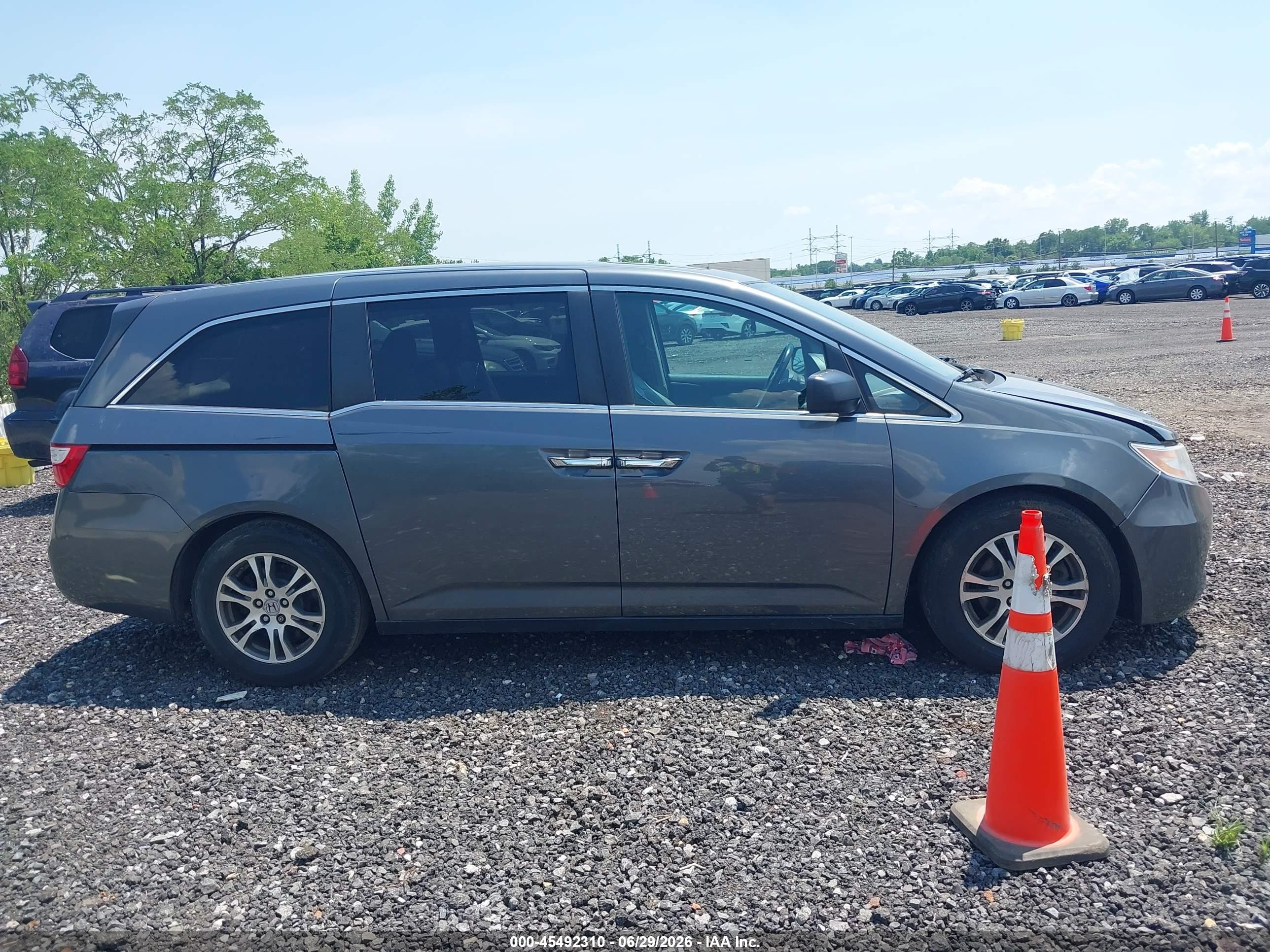 2013 Honda Odyssey Ex-l Gray vin: 5FNRL5H68DB040788