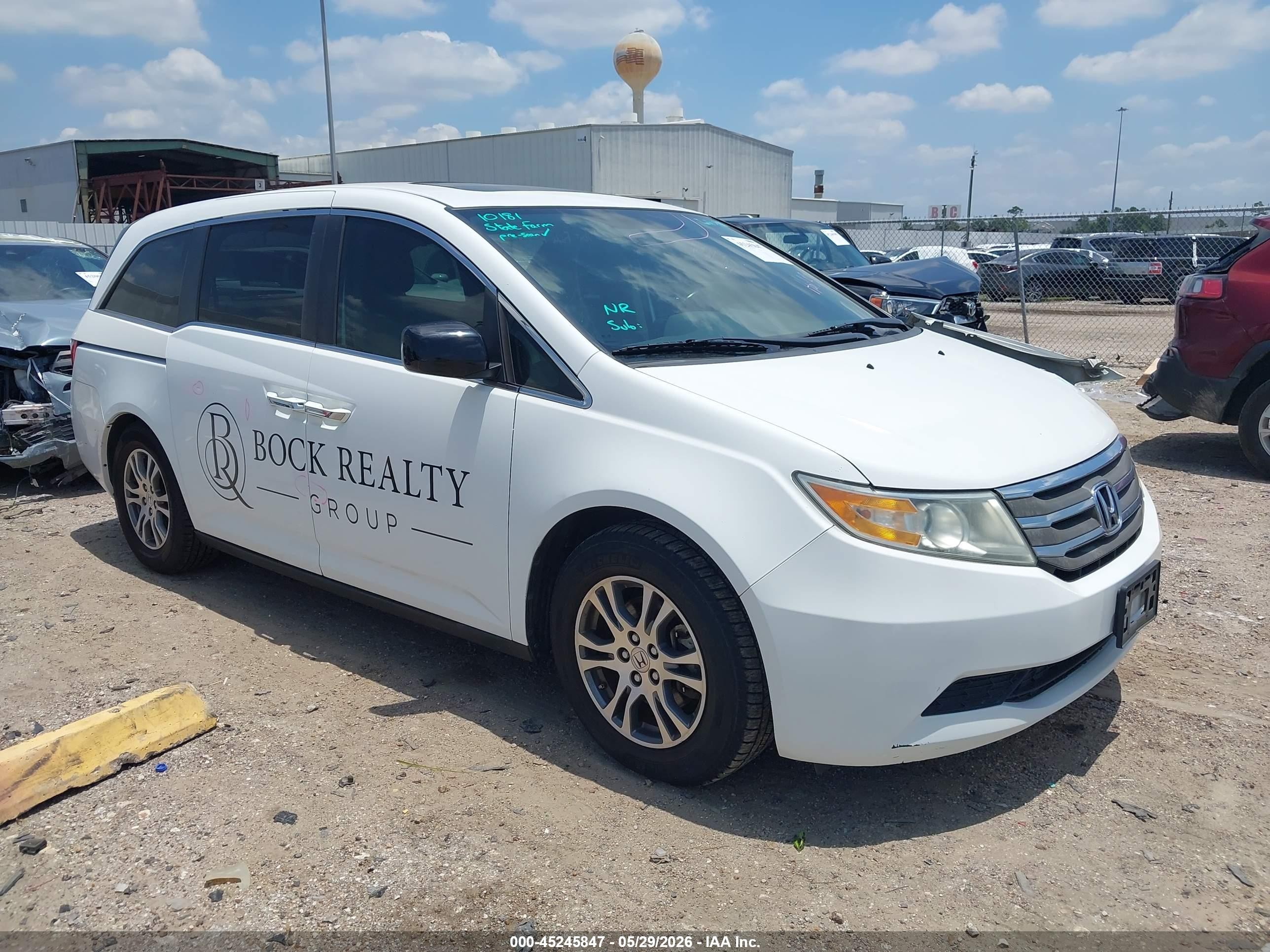 2013 Honda Odyssey Ex-l White vin: 5FNRL5H68DB044906