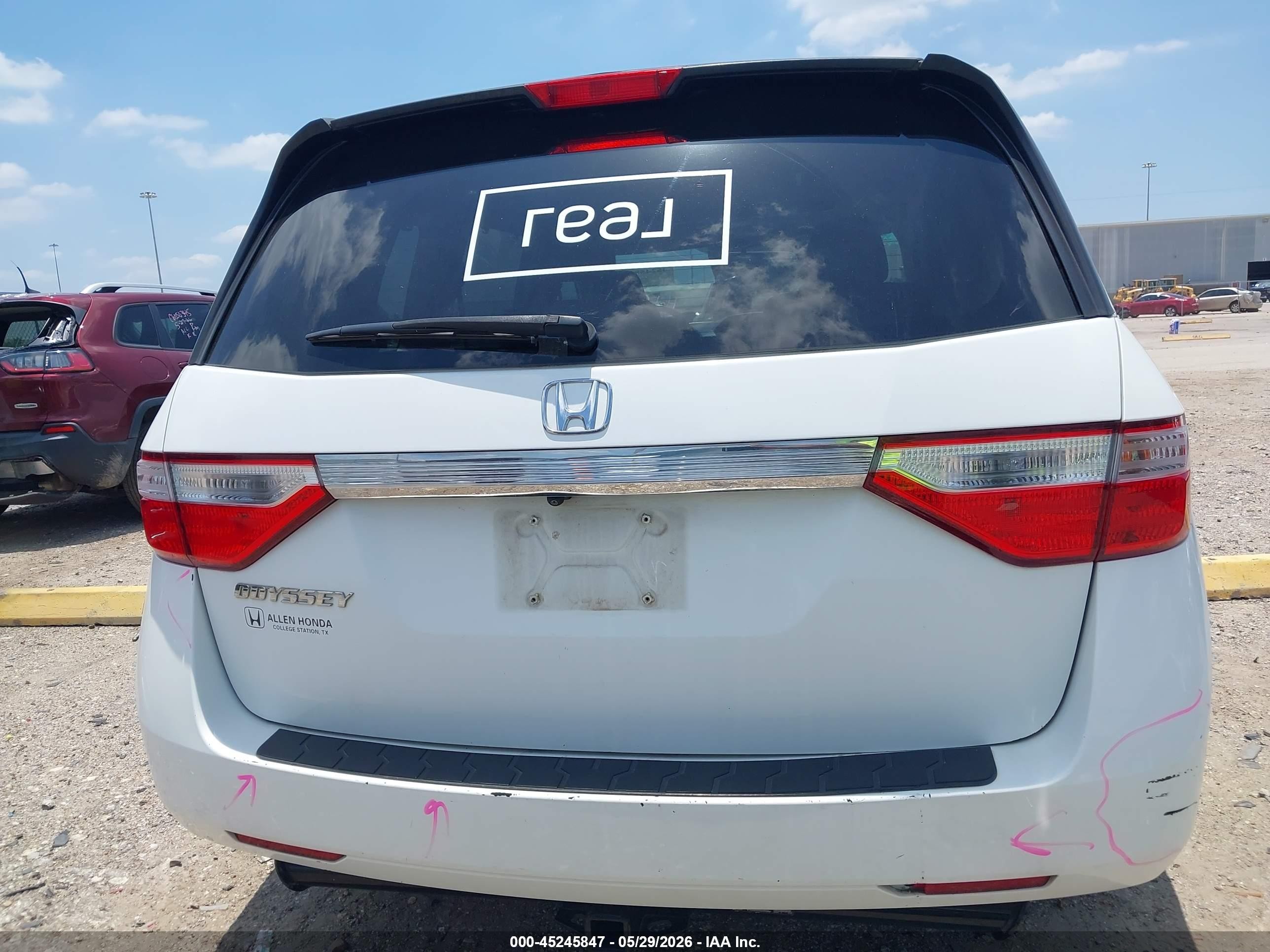 2013 Honda Odyssey Ex-l White vin: 5FNRL5H68DB044906