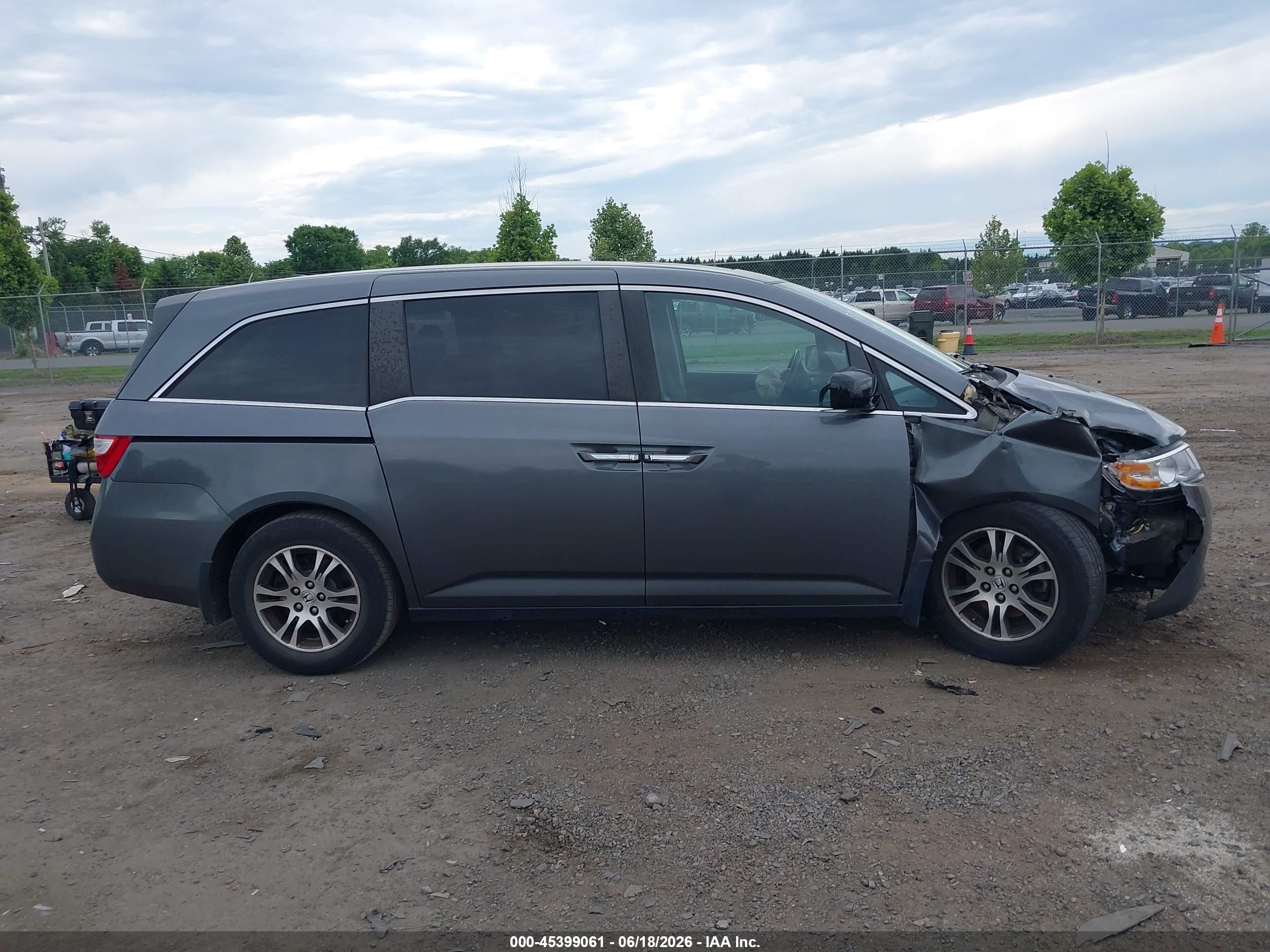 2013 Honda Odyssey Ex-l Gray vin: 5FNRL5H68DB047465