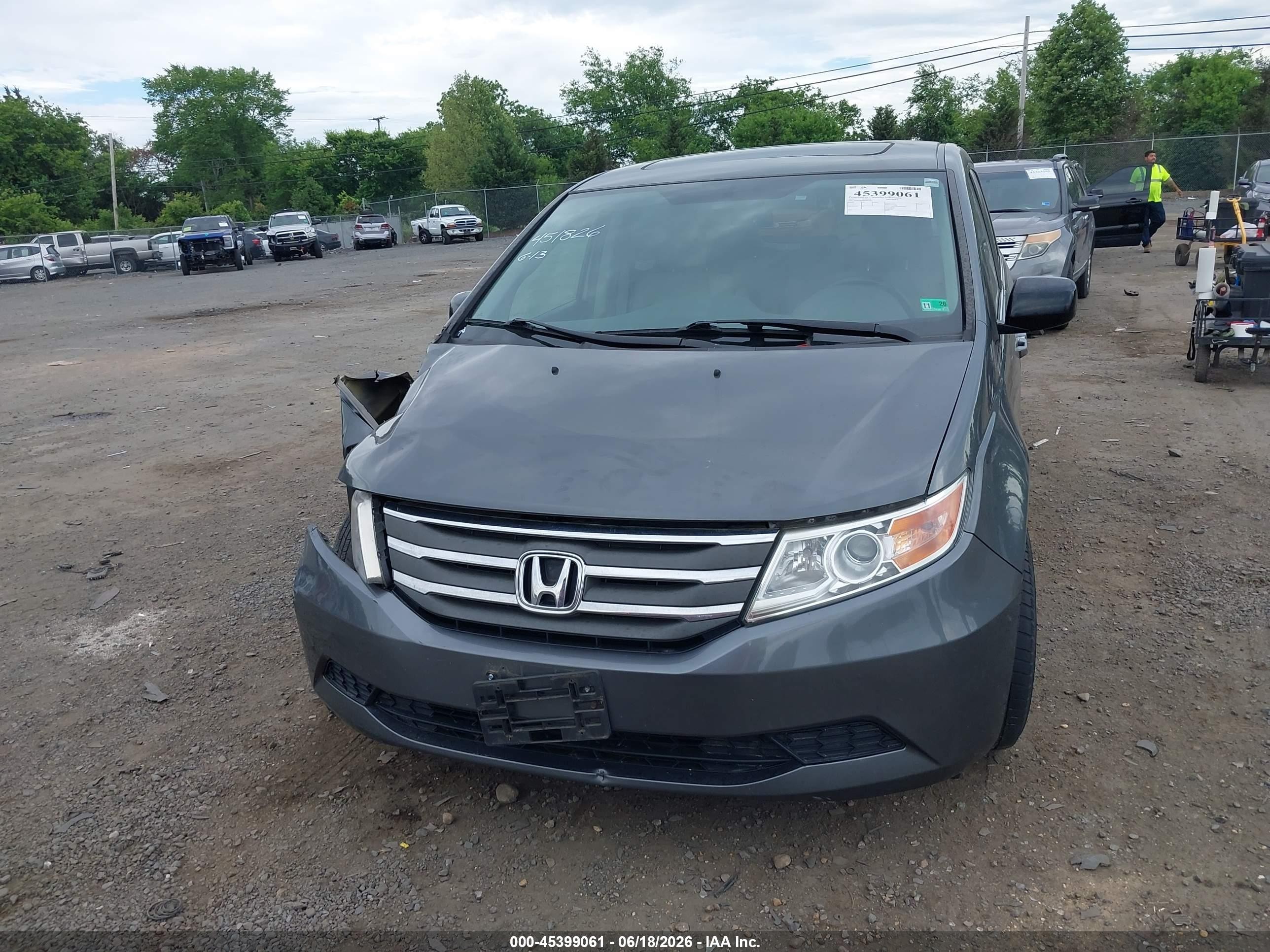 2013 Honda Odyssey Ex-l Gray vin: 5FNRL5H68DB047465