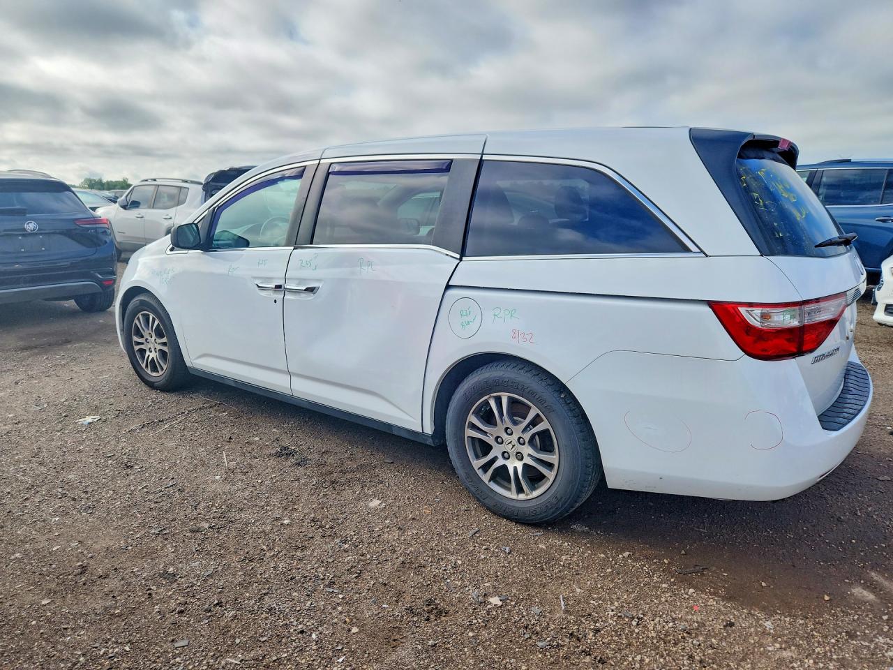 2013 Honda Odyssey Exl White vin: 5FNRL5H68DB053640