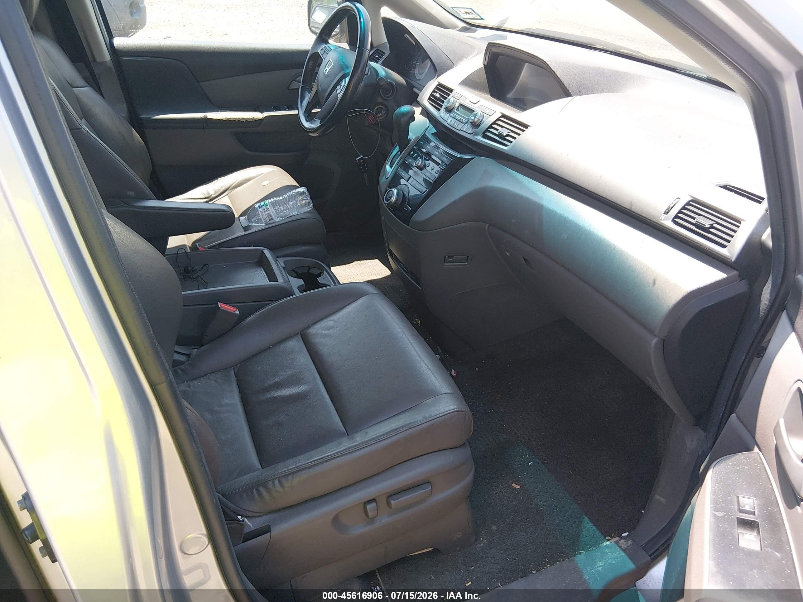 2013 Honda Odyssey Ex-l Silver vin: 5FNRL5H68DB066551