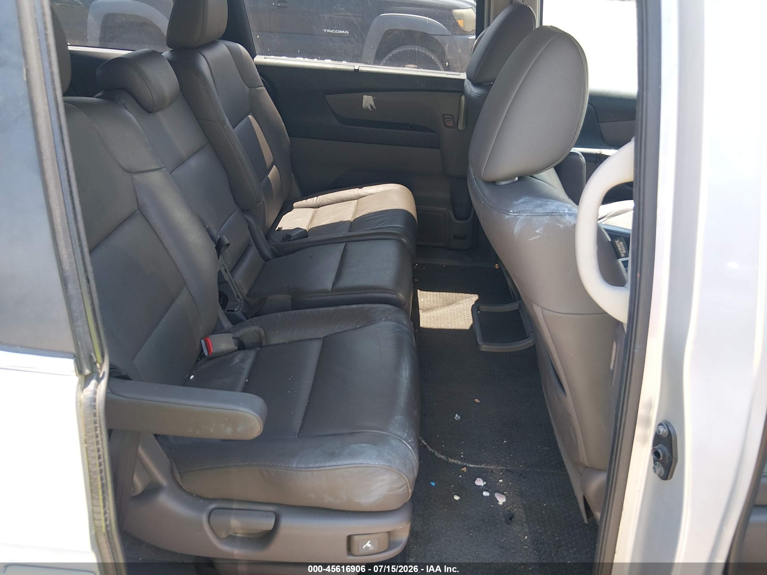 2013 Honda Odyssey Ex-l Silver vin: 5FNRL5H68DB066551