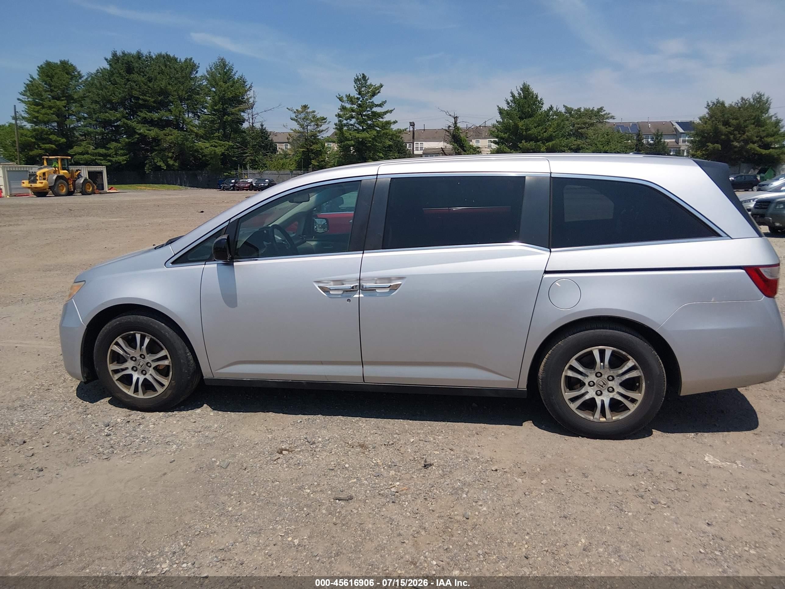 2013 Honda Odyssey Ex-l Silver vin: 5FNRL5H68DB066551