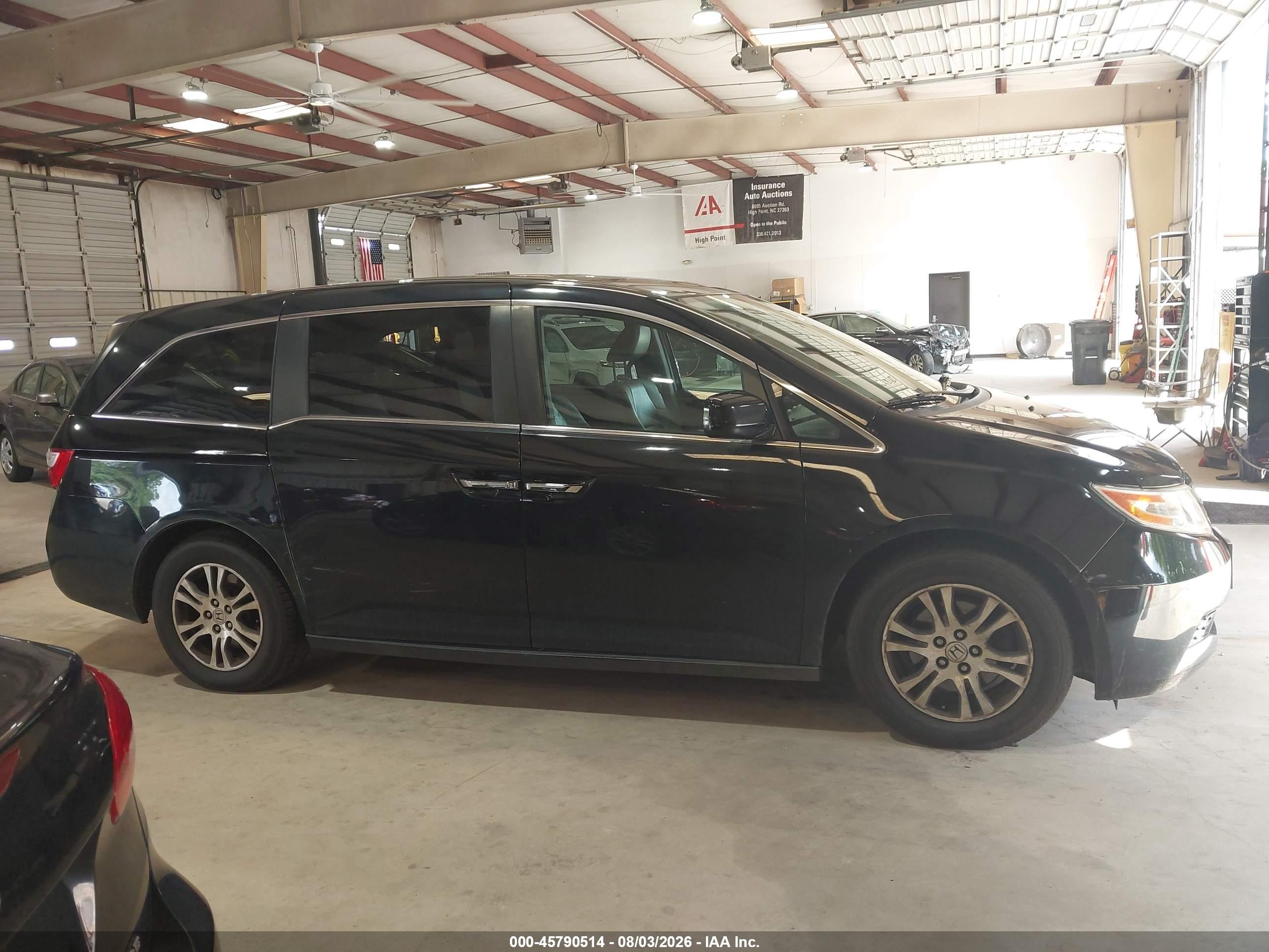 2013 Honda Odyssey Ex-l Черный vin: 5FNRL5H68DB073483