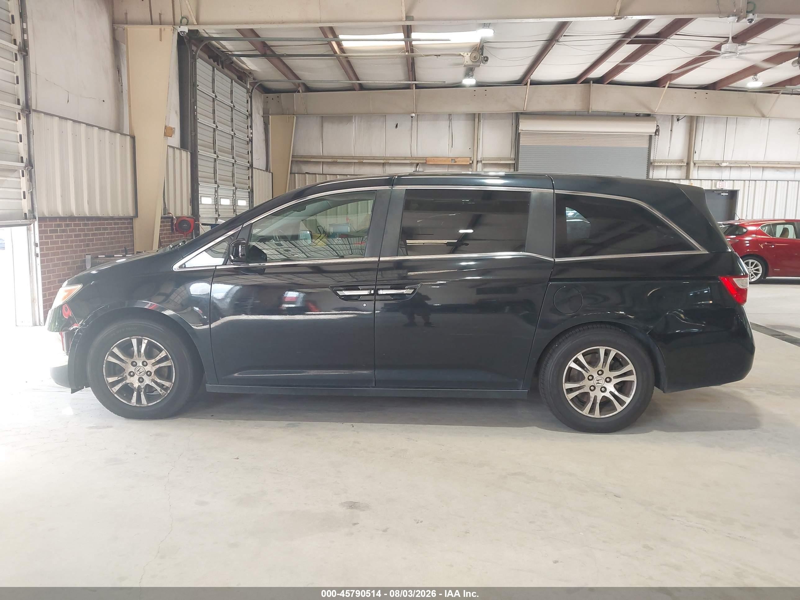 2013 Honda Odyssey Ex-l Черный vin: 5FNRL5H68DB073483