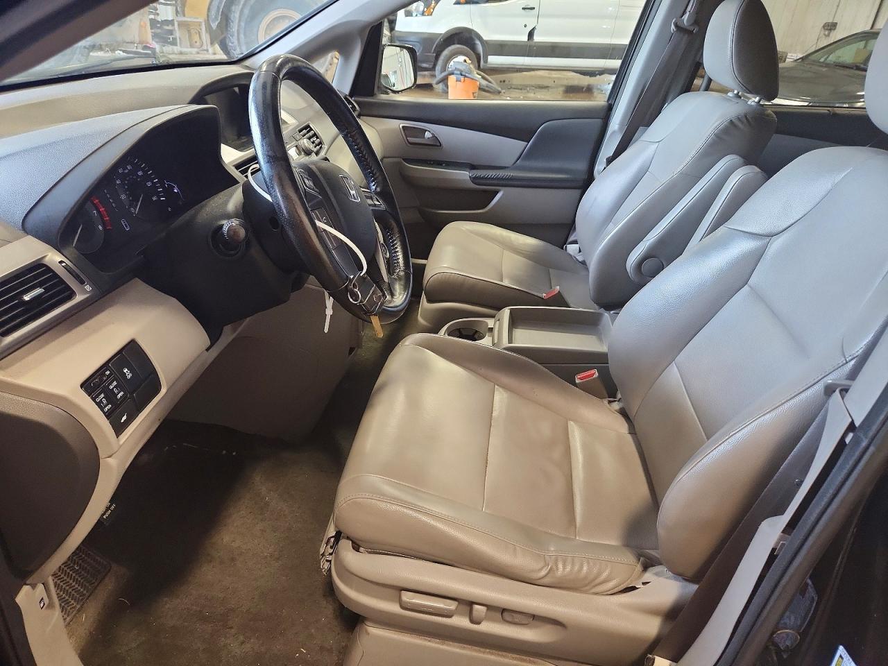 2013 Honda Odyssey Exl Black vin: 5FNRL5H68DB090378