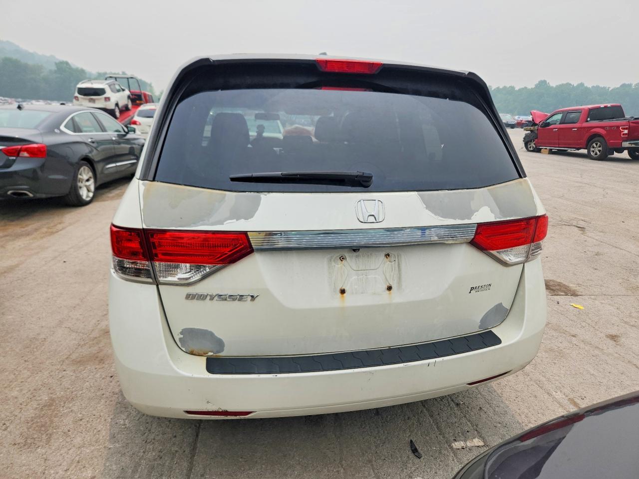 2014 Honda Odyssey Exl White vin: 5FNRL5H68EB002382