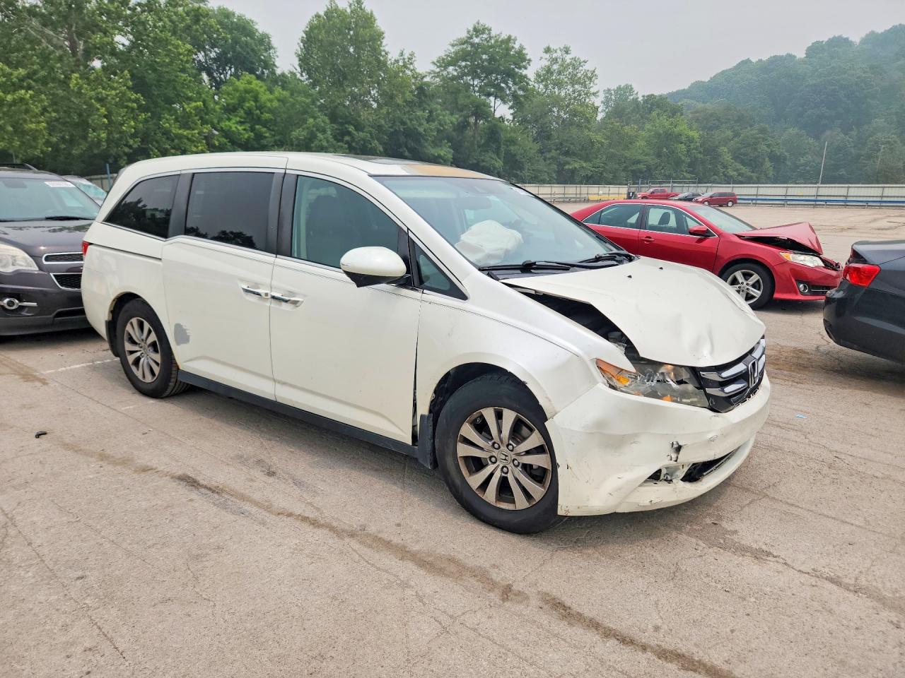 2014 Honda Odyssey Exl White vin: 5FNRL5H68EB002382