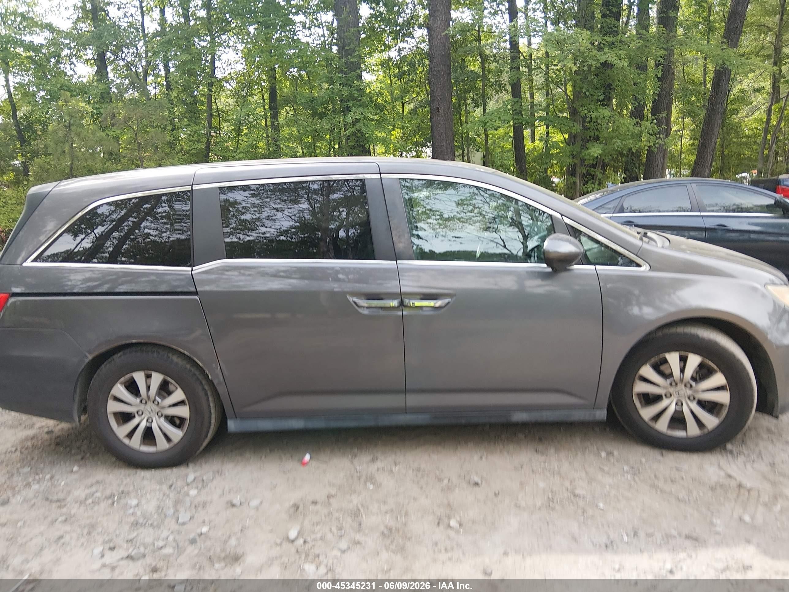 2014 Honda Odyssey Ex-l Gray vin: 5FNRL5H68EB006125