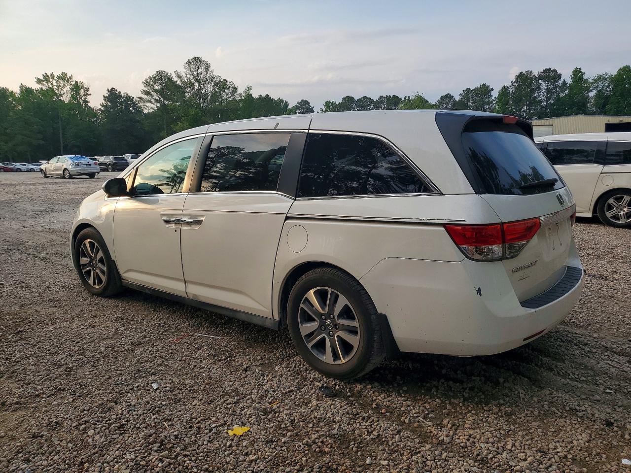 2014 Honda Odyssey Exl White vin: 5FNRL5H68EB016699