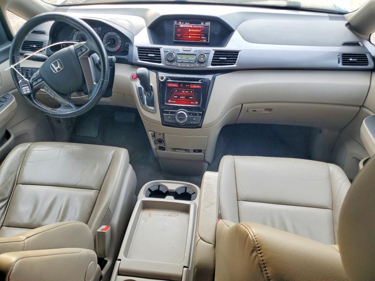 2014 Honda Odyssey Exl White vin: 5FNRL5H68EB016699